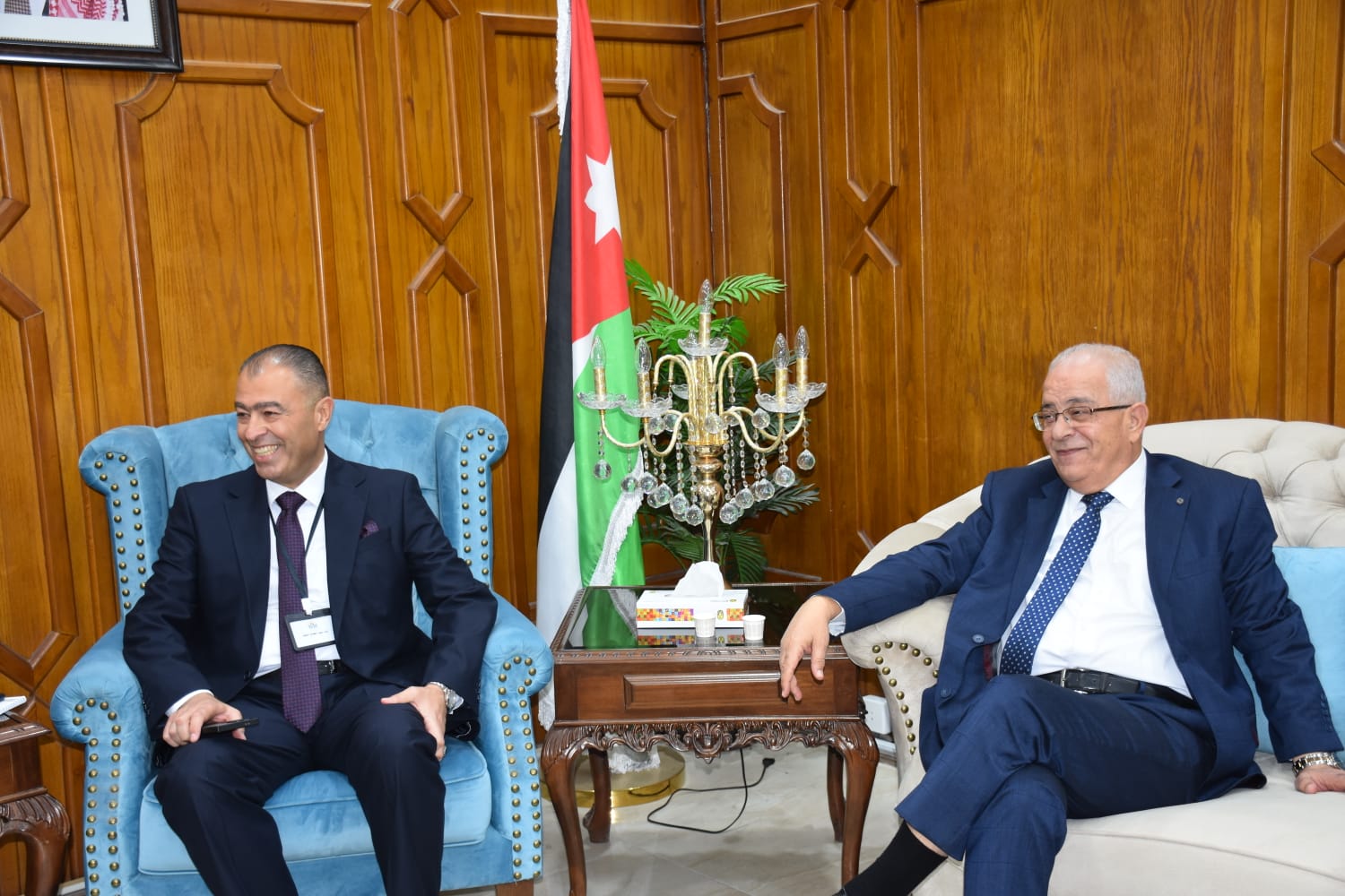 Madar Al-Saa Images 0.8668941078960526