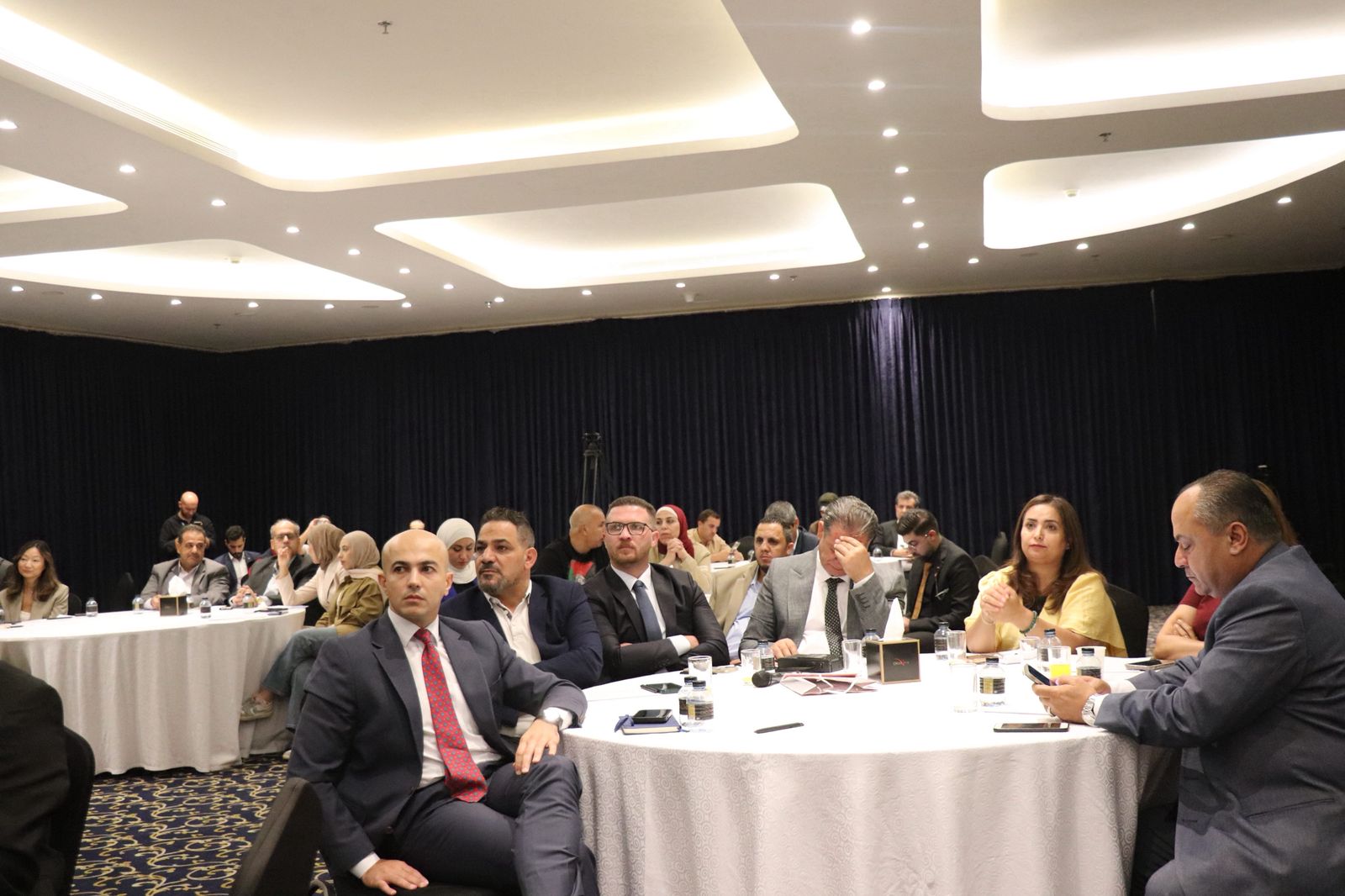 Madar Al-Saa Images 0.11296563240350488