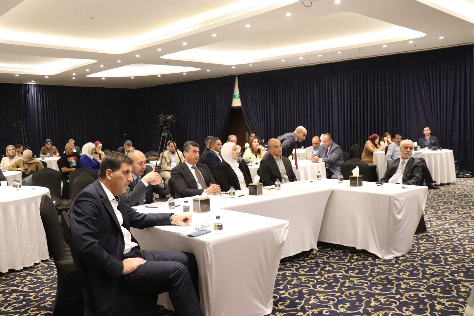 Madar Al-Saa Images 0.27782087991877424