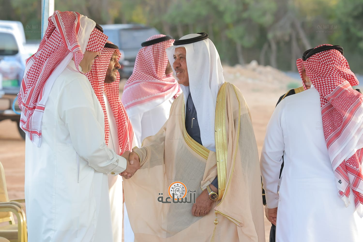 Madar Al-Saa Images 0.7436363723610178