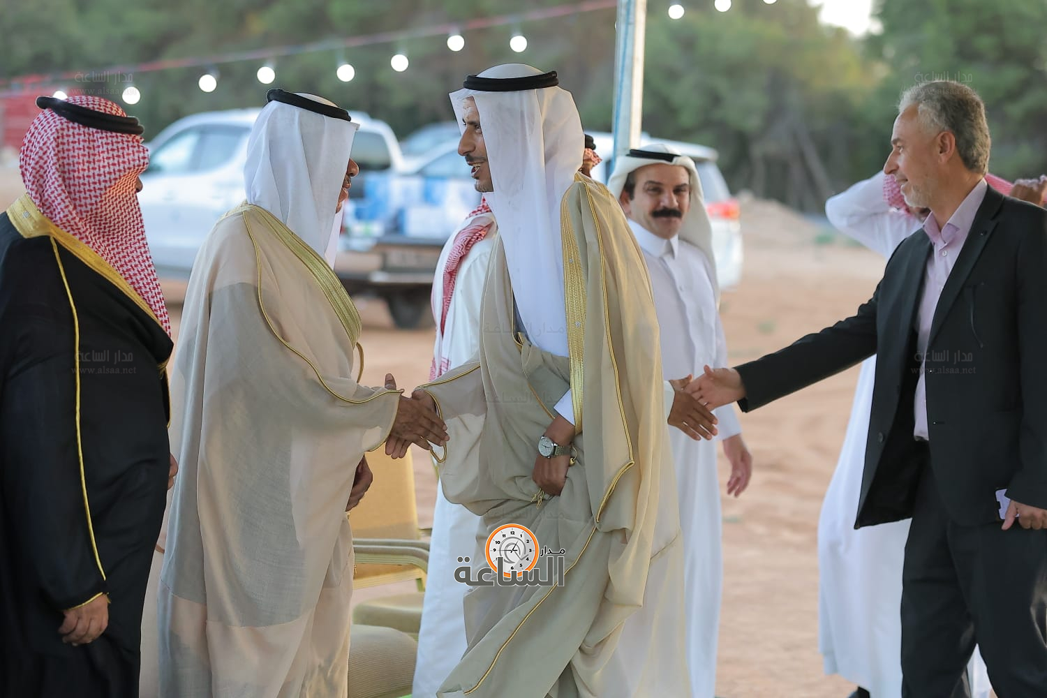 Madar Al-Saa Images 0.3417082331275403