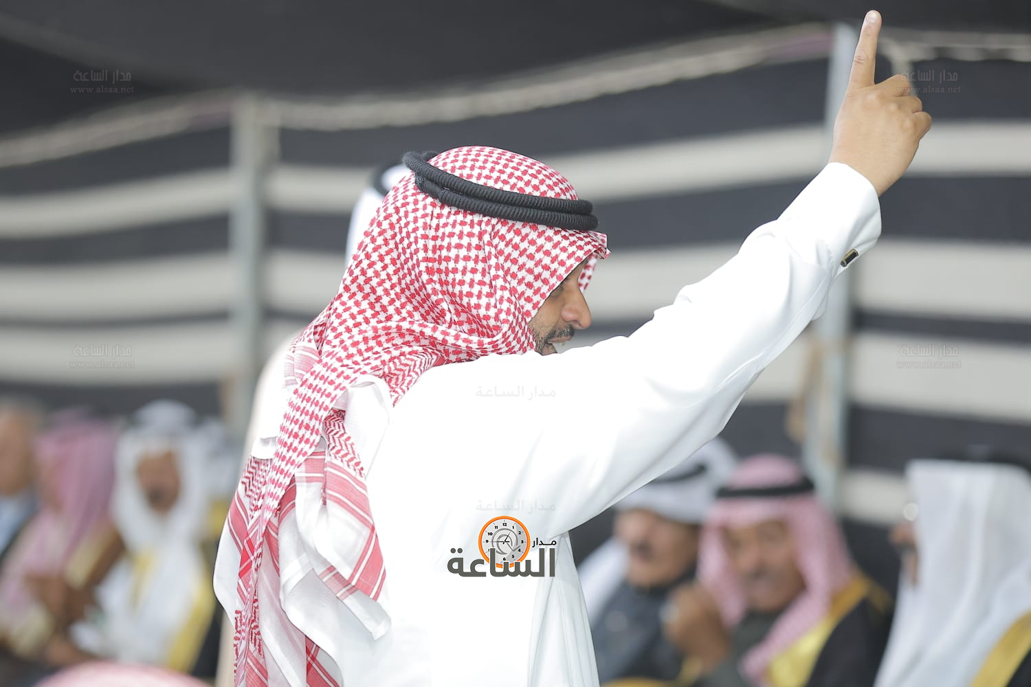 Madar Al-Saa Images 0.16344879951530755