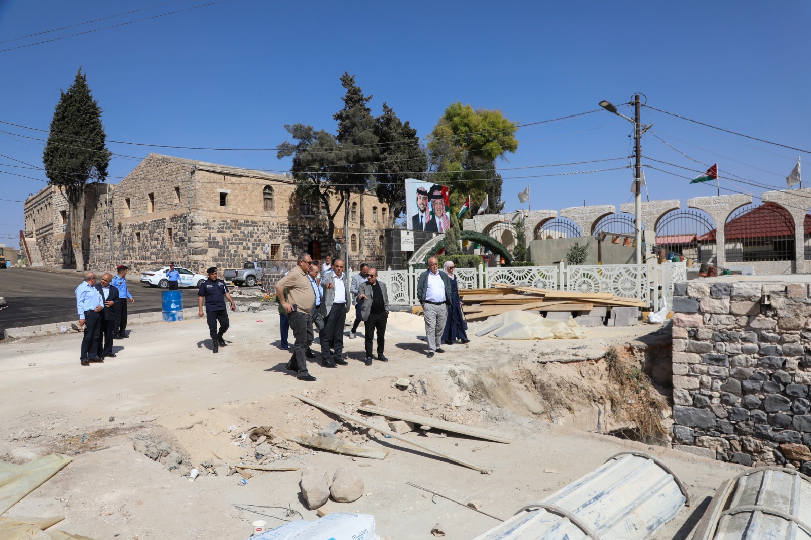 Madar Al-Saa Images 0.7545891646403405