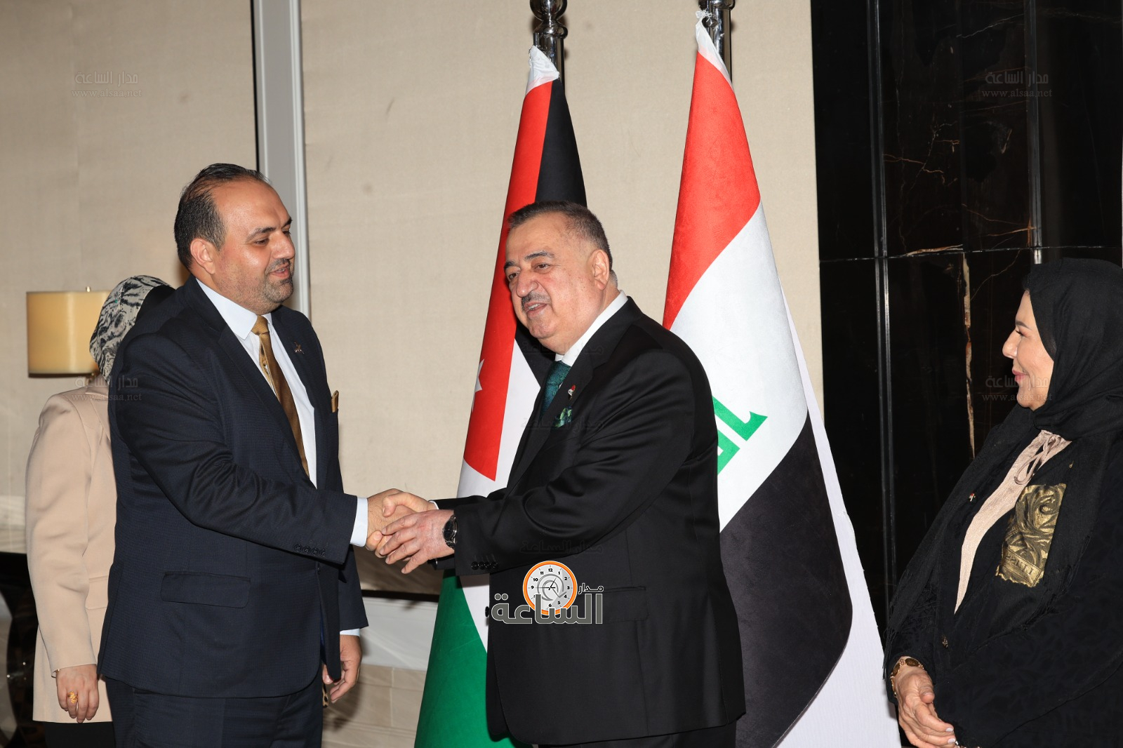 Madar Al-Saa Images 0.24547301513729902