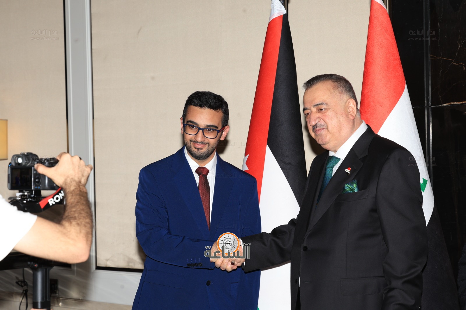 Madar Al-Saa Images 0.739096758906627