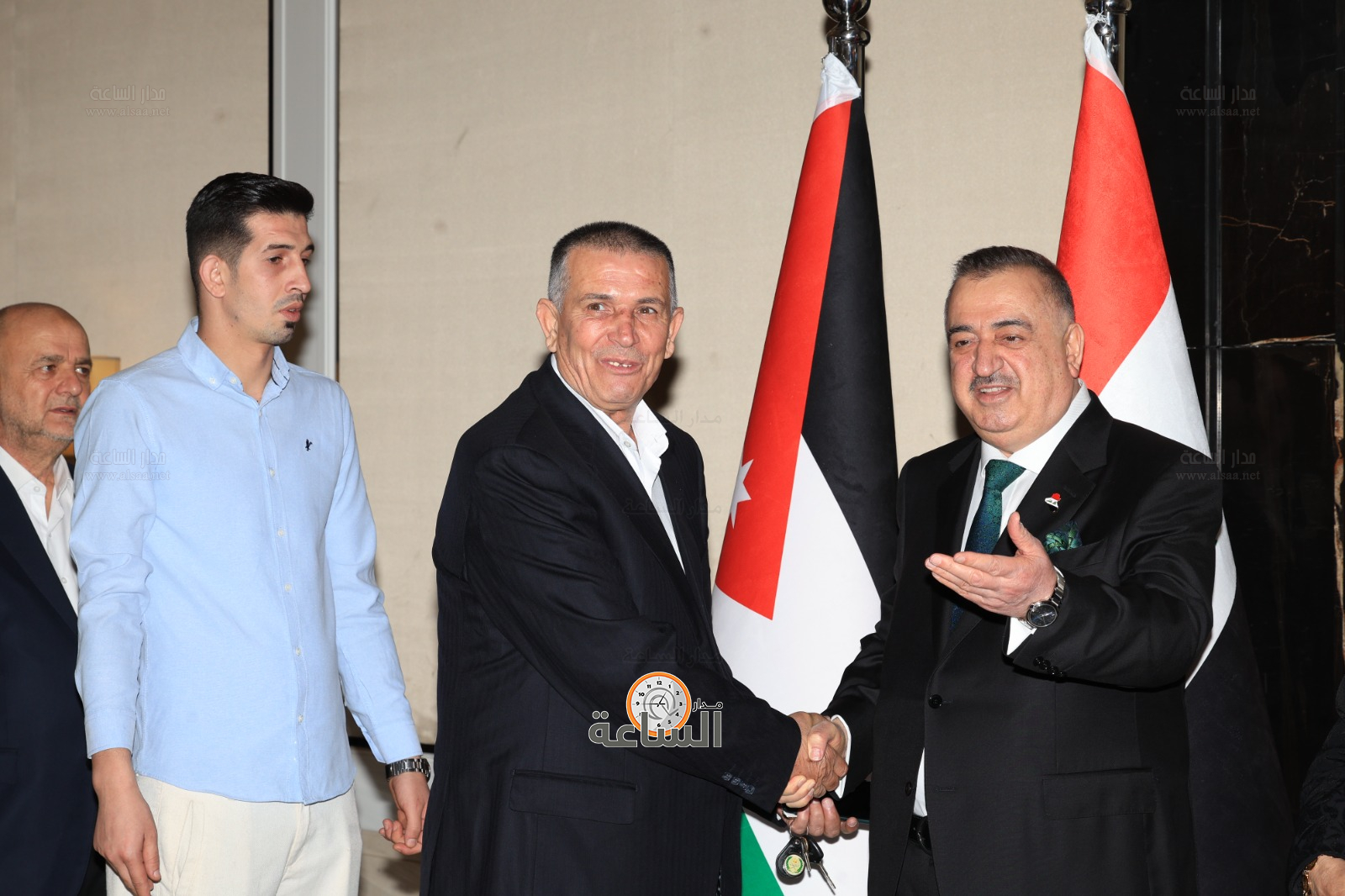 Madar Al-Saa Images 0.22647270404899944