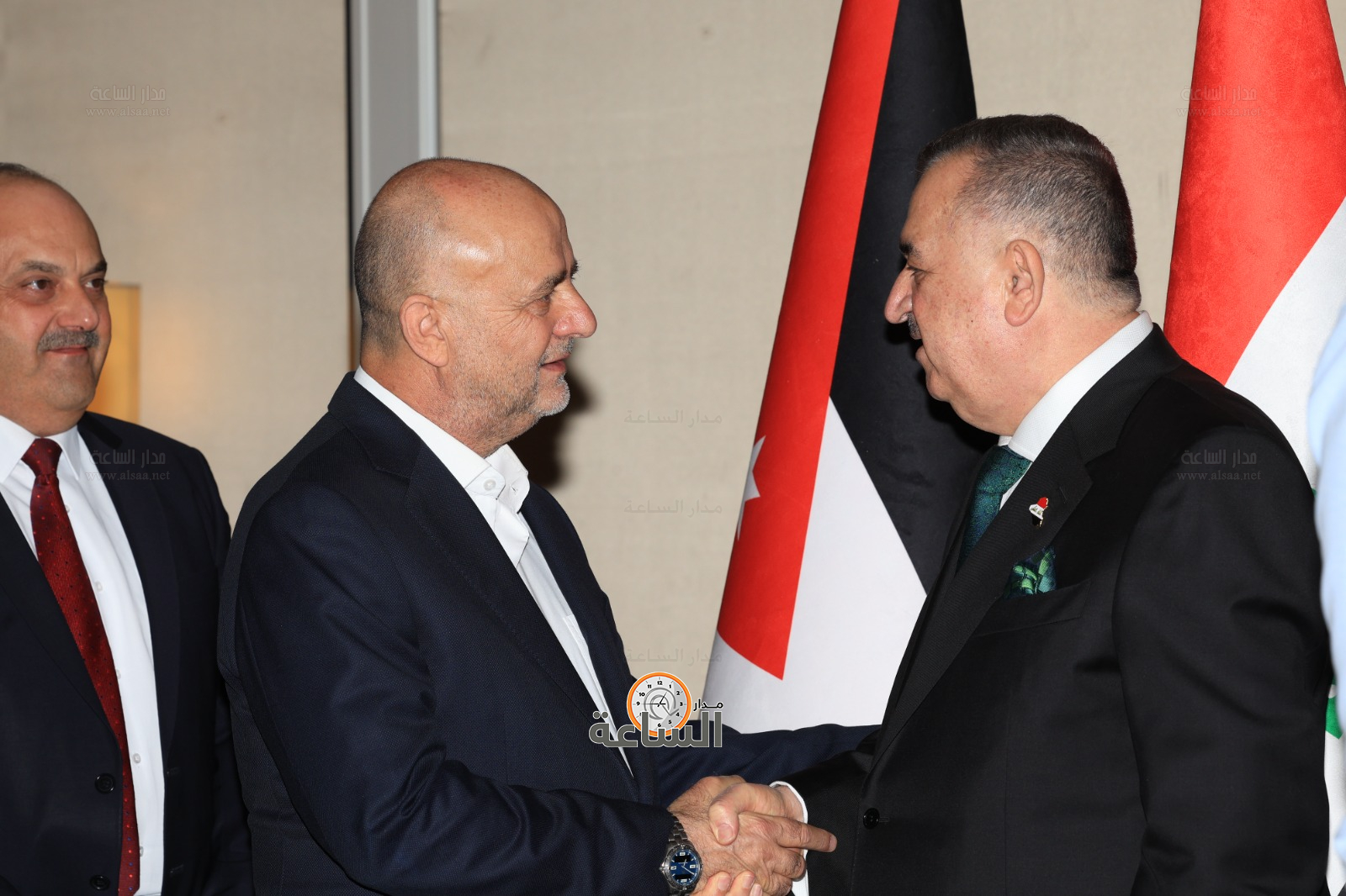 Madar Al-Saa Images 0.1279086986789565