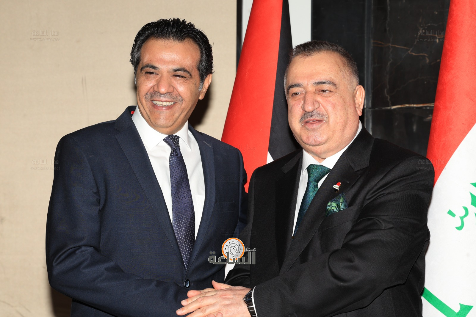 Madar Al-Saa Images 0.22462111192620637