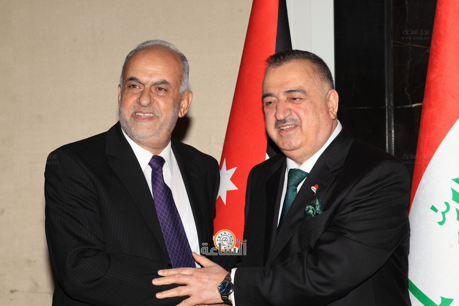 Madar Al-Saa Images 0.9501349736451259