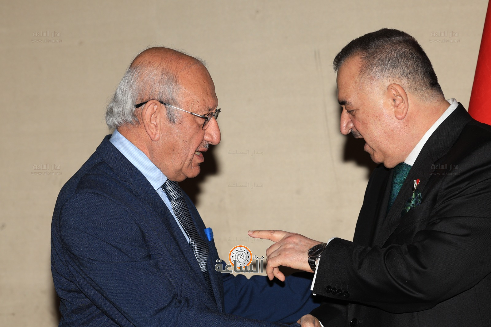 Madar Al-Saa Images 0.31821238497604964