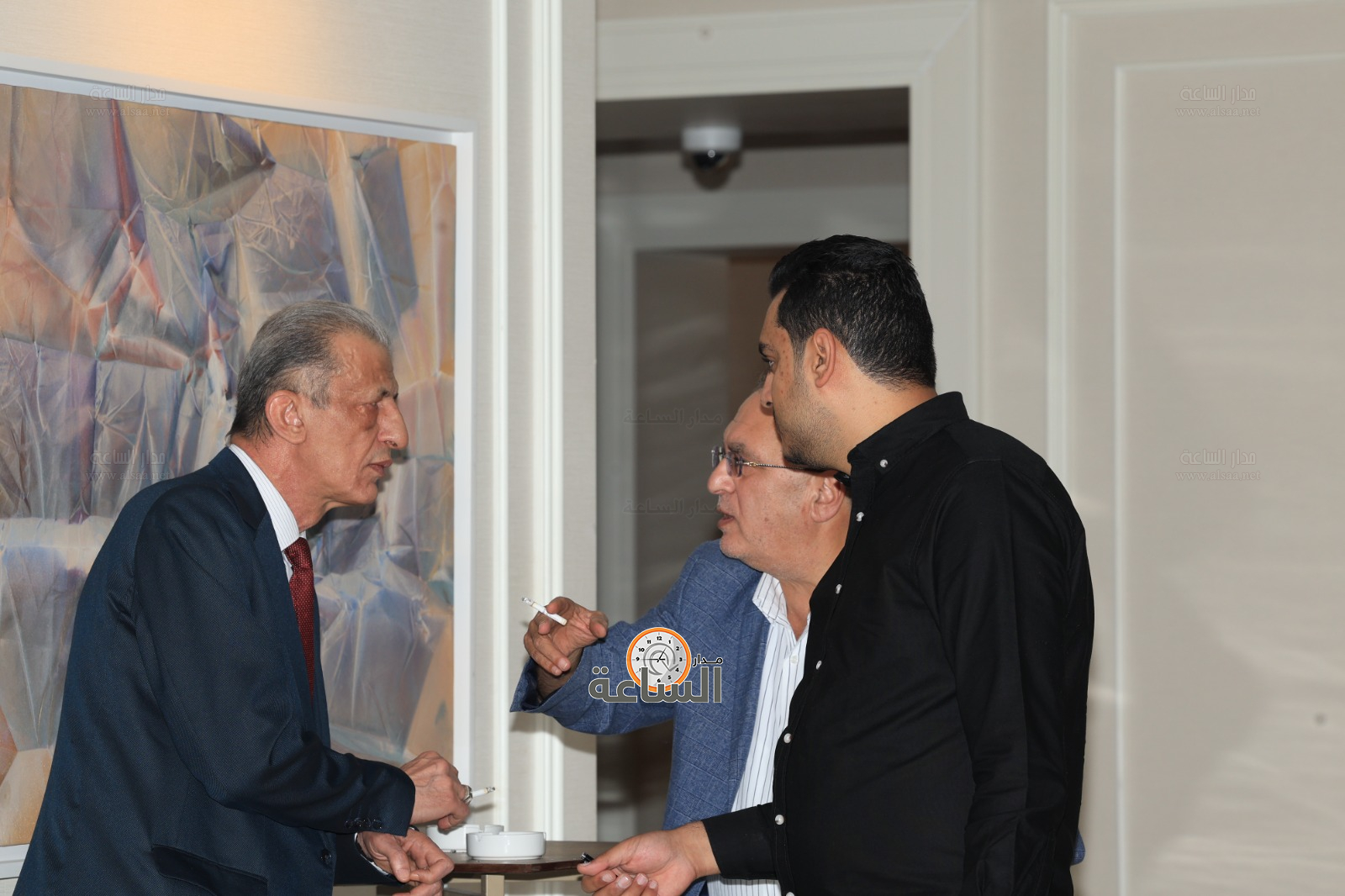 Madar Al-Saa Images 0.7410981357883936