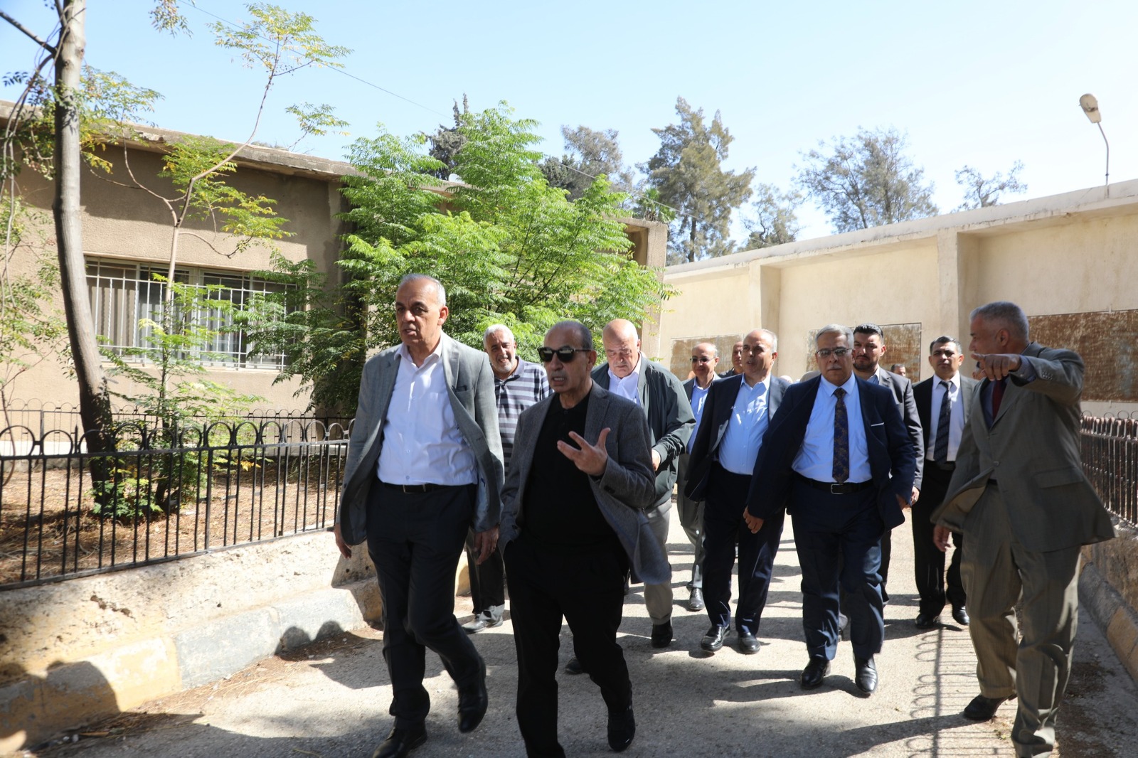 Madar Al-Saa Images 0.6539249779334785