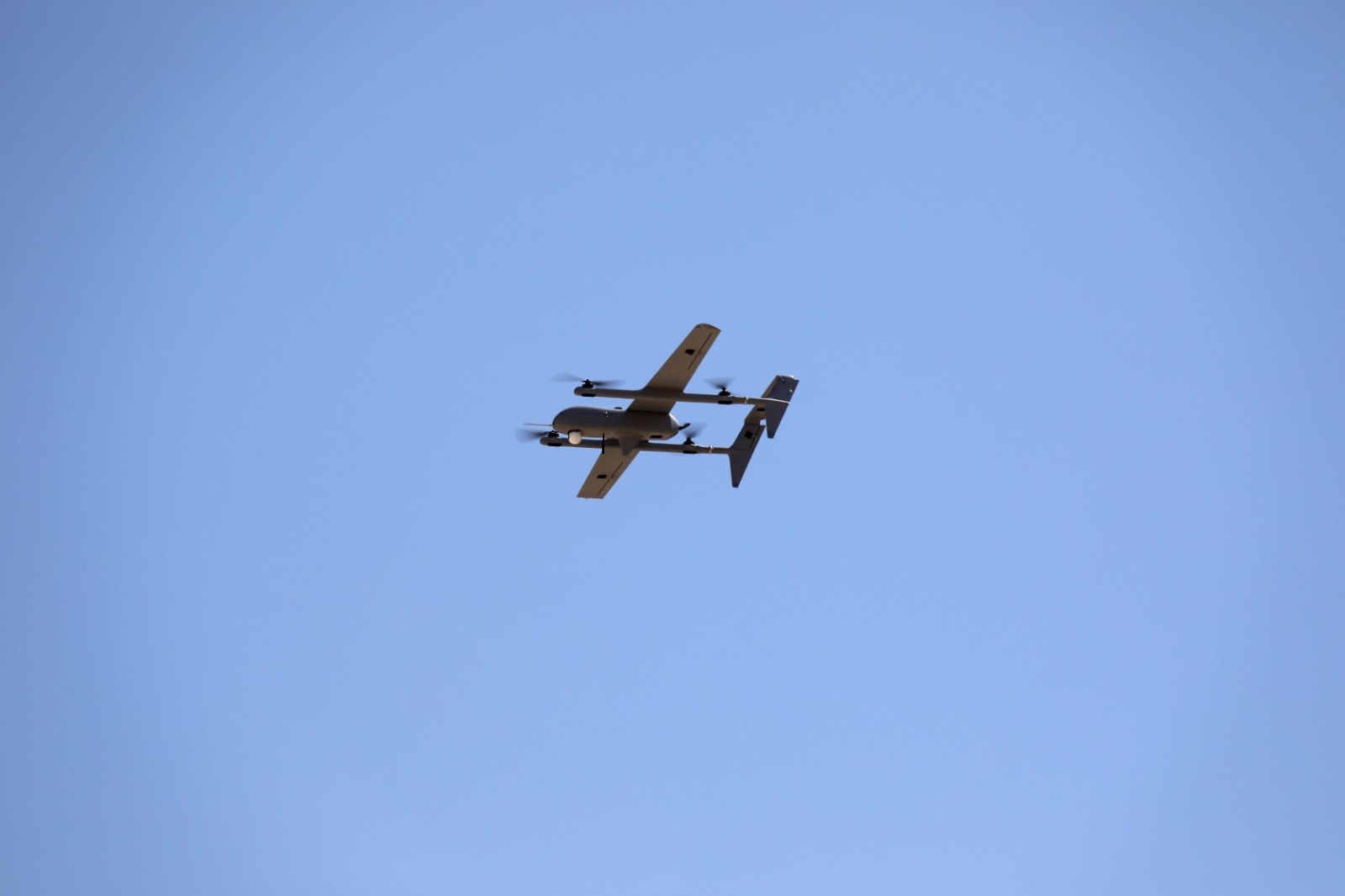 Madar Al-Saa Images 0.004083871749725132