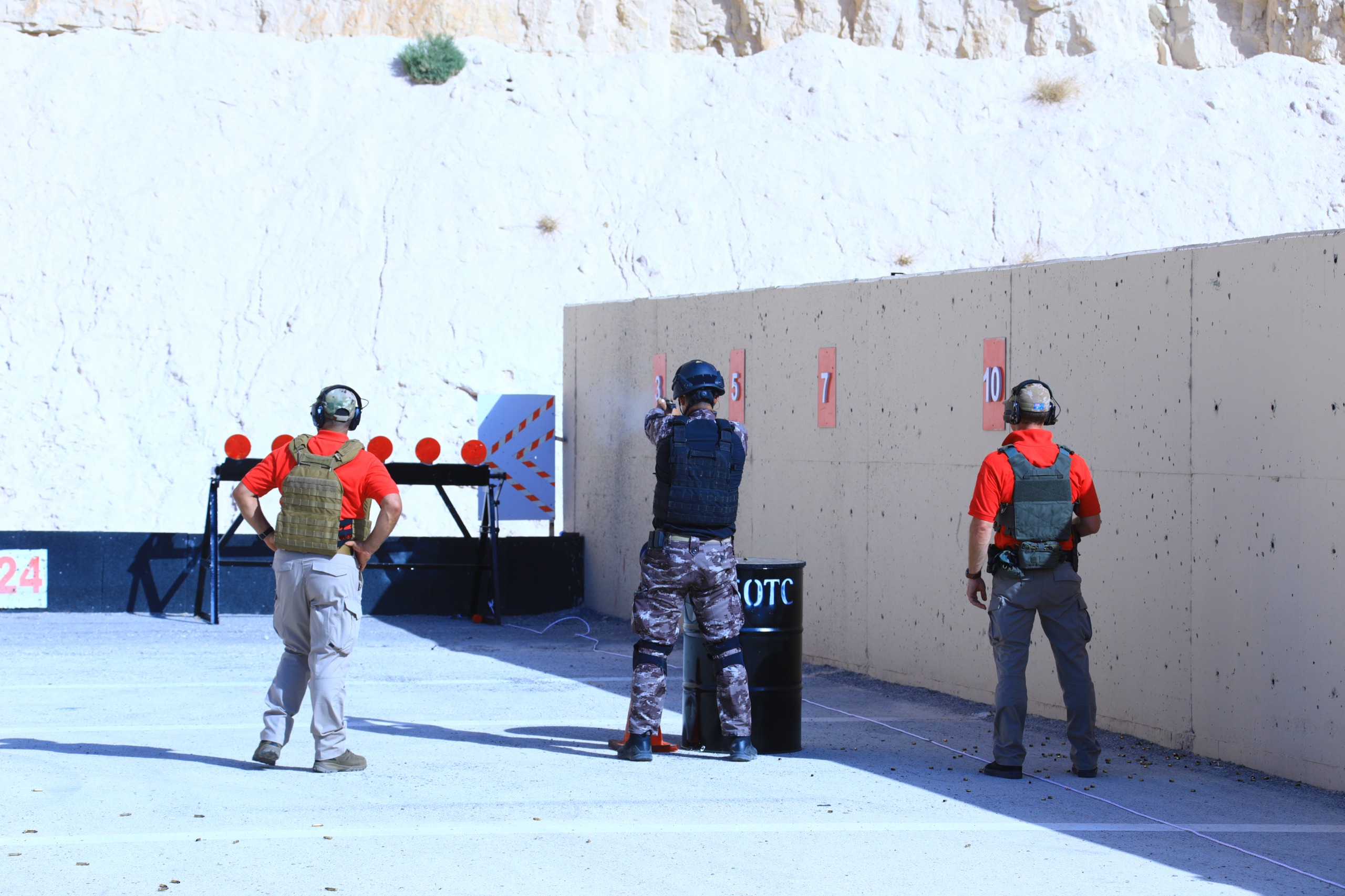 Madar Al-Saa Images 0.6364604845465371