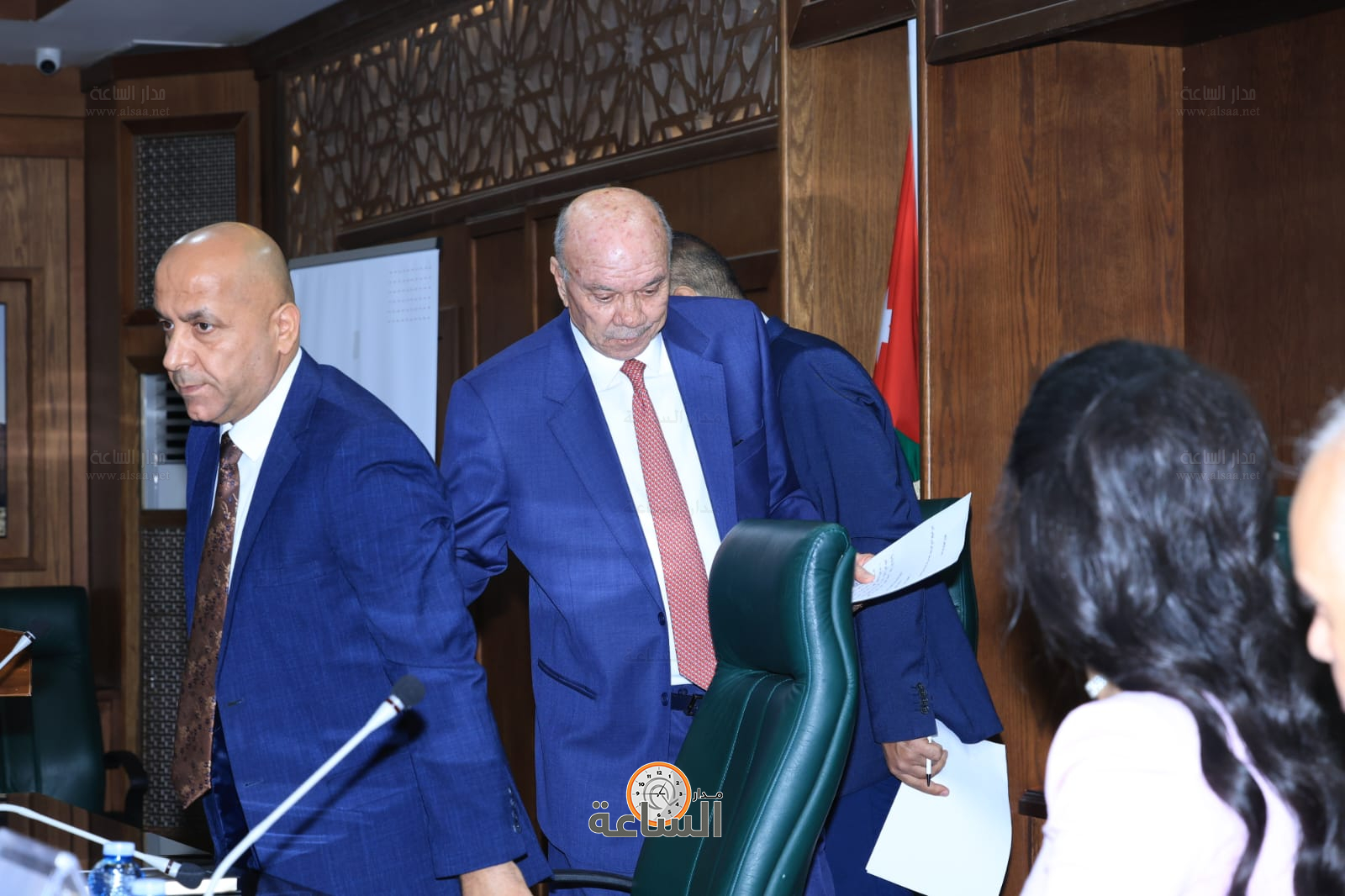 Madar Al-Saa Images 0.9172418732160529