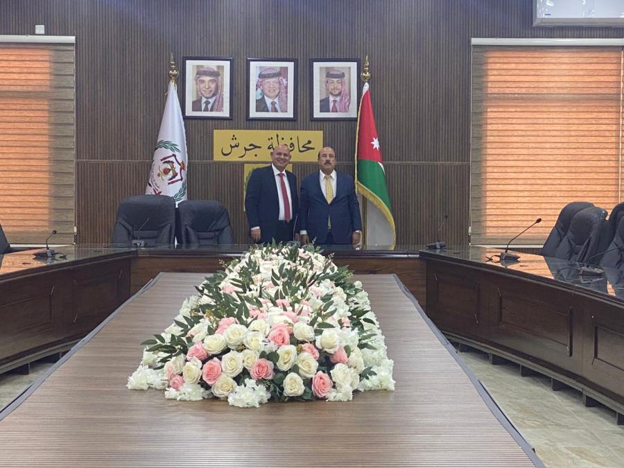 Madar Al-Saa Images 0.9139645622209736