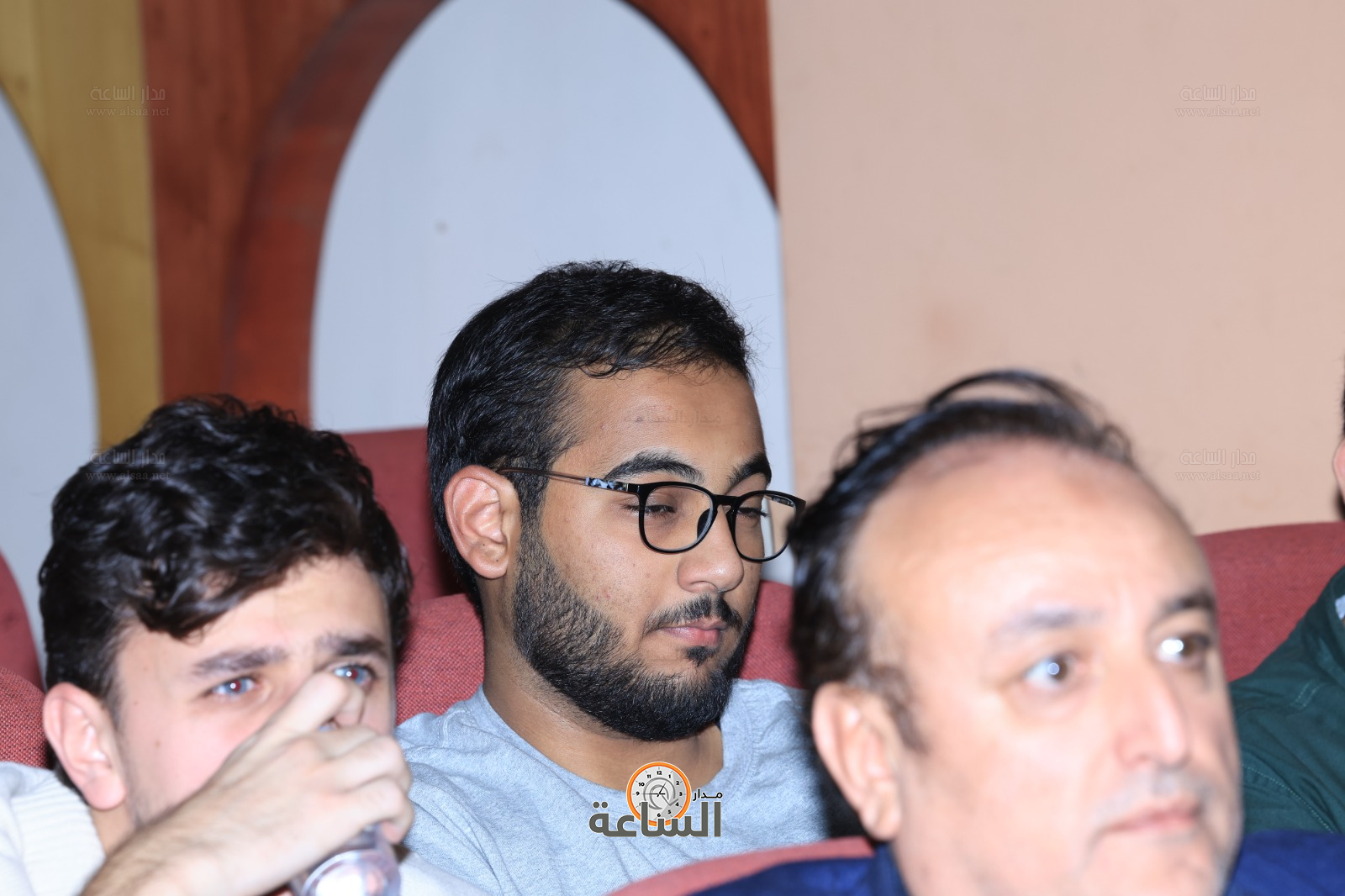 Madar Al-Saa Images 0.4899124450282314