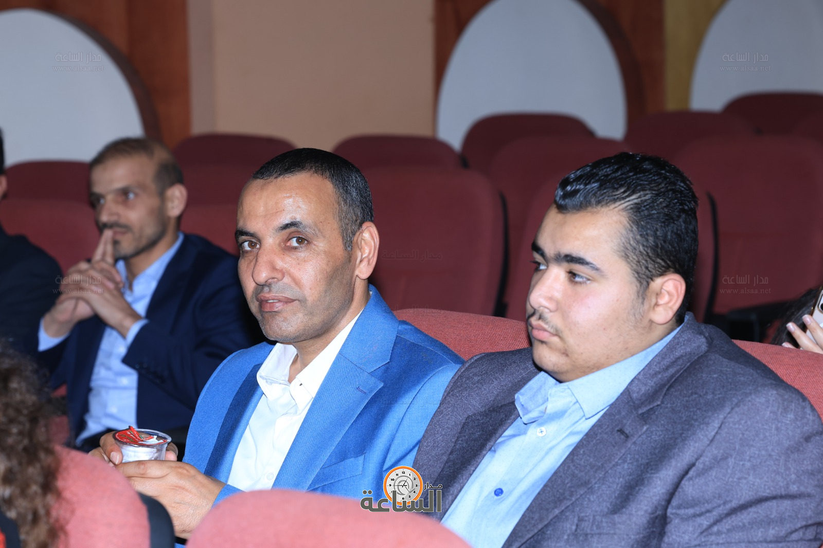 Madar Al-Saa Images 0.10961068348483738