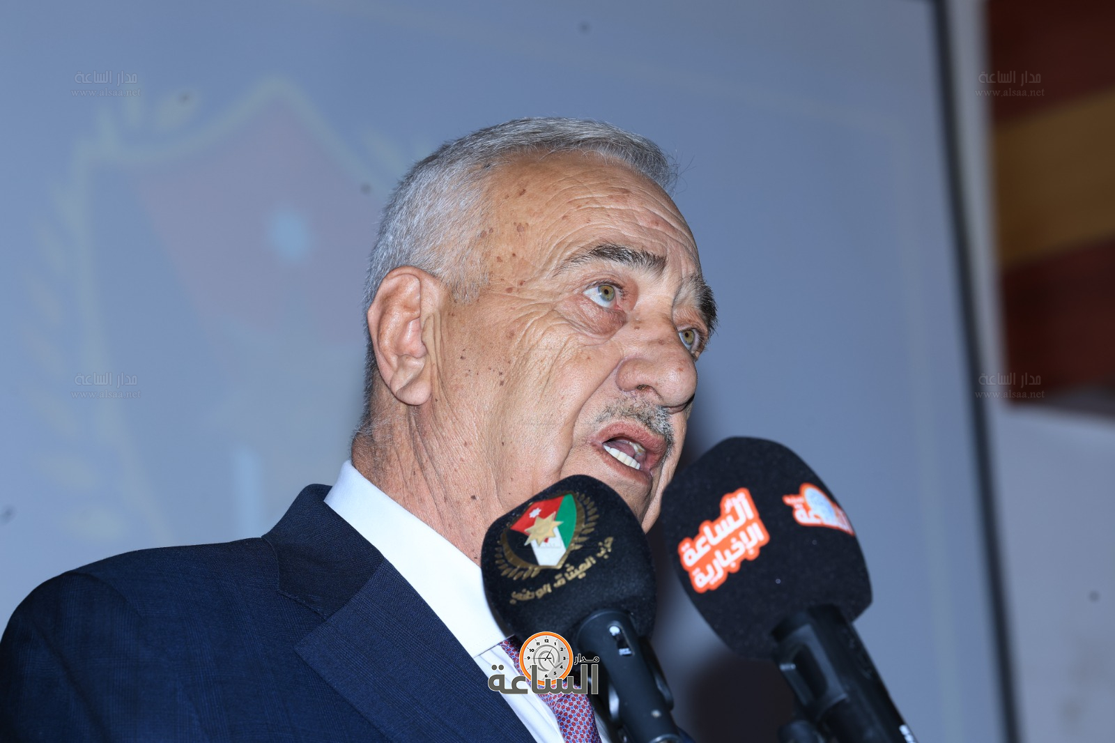 Madar Al-Saa Images 0.6318116041987999