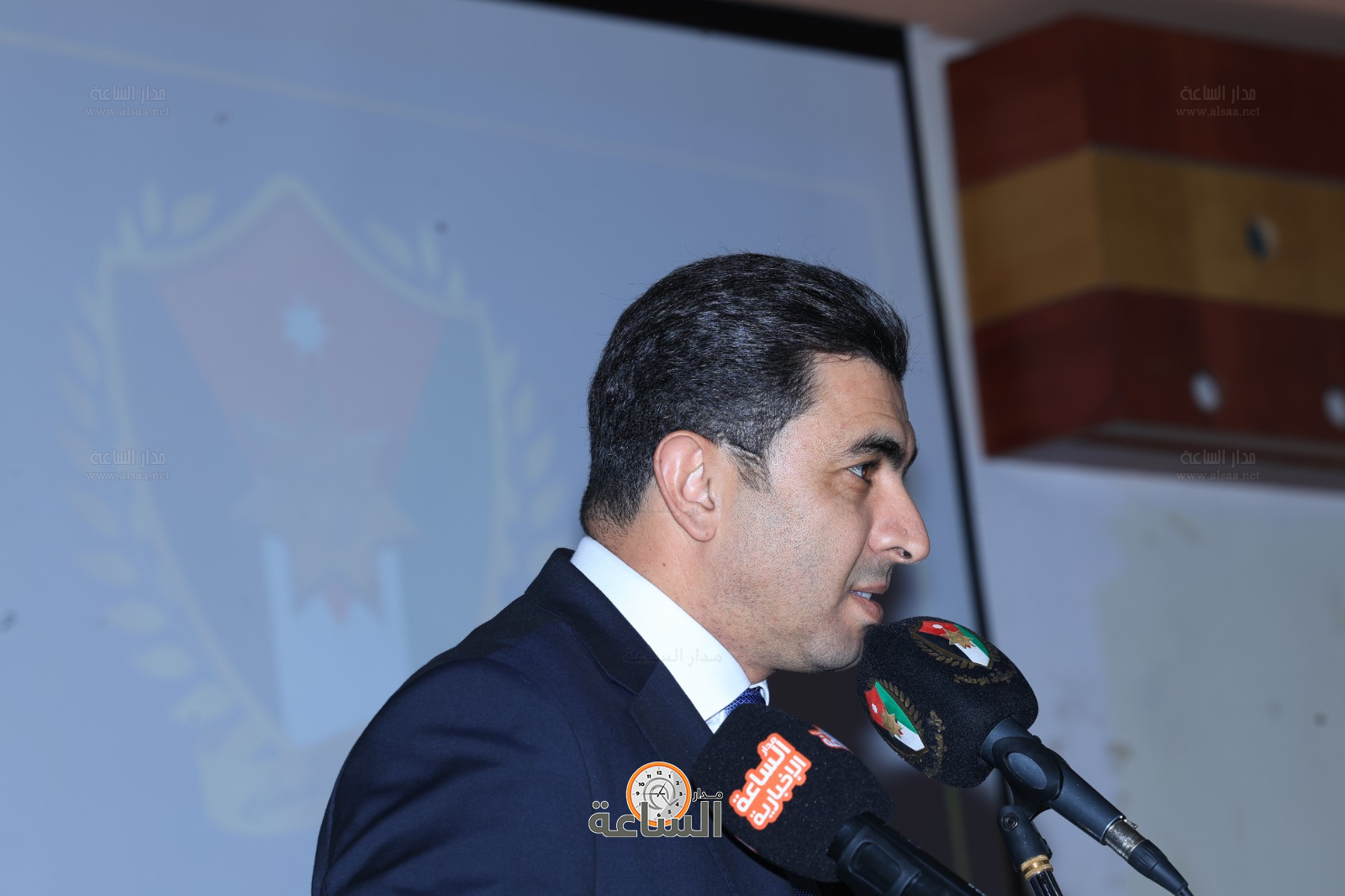 Madar Al-Saa Images 0.3707325020927258