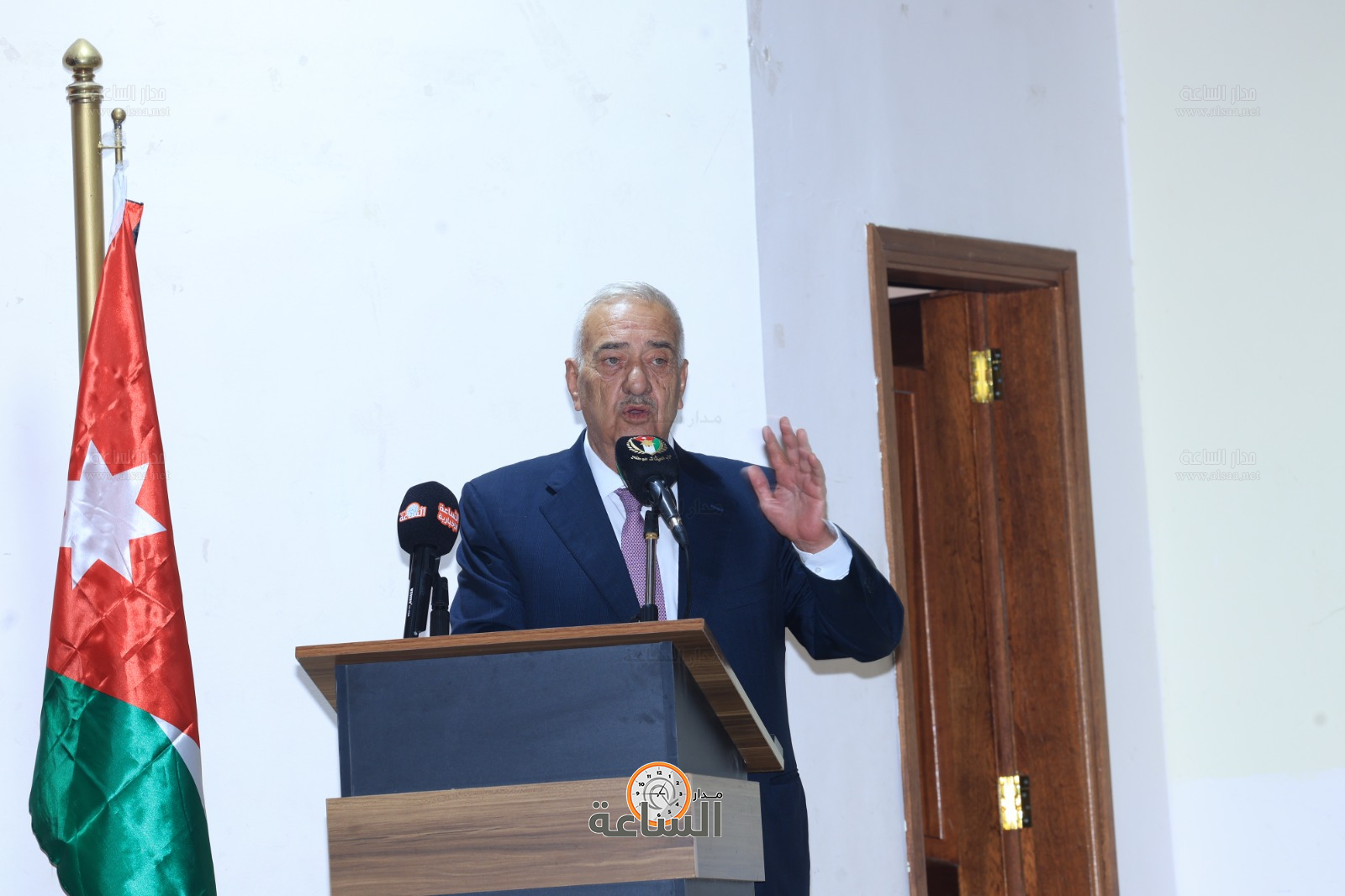 Madar Al-Saa Images 0.5729097737915713