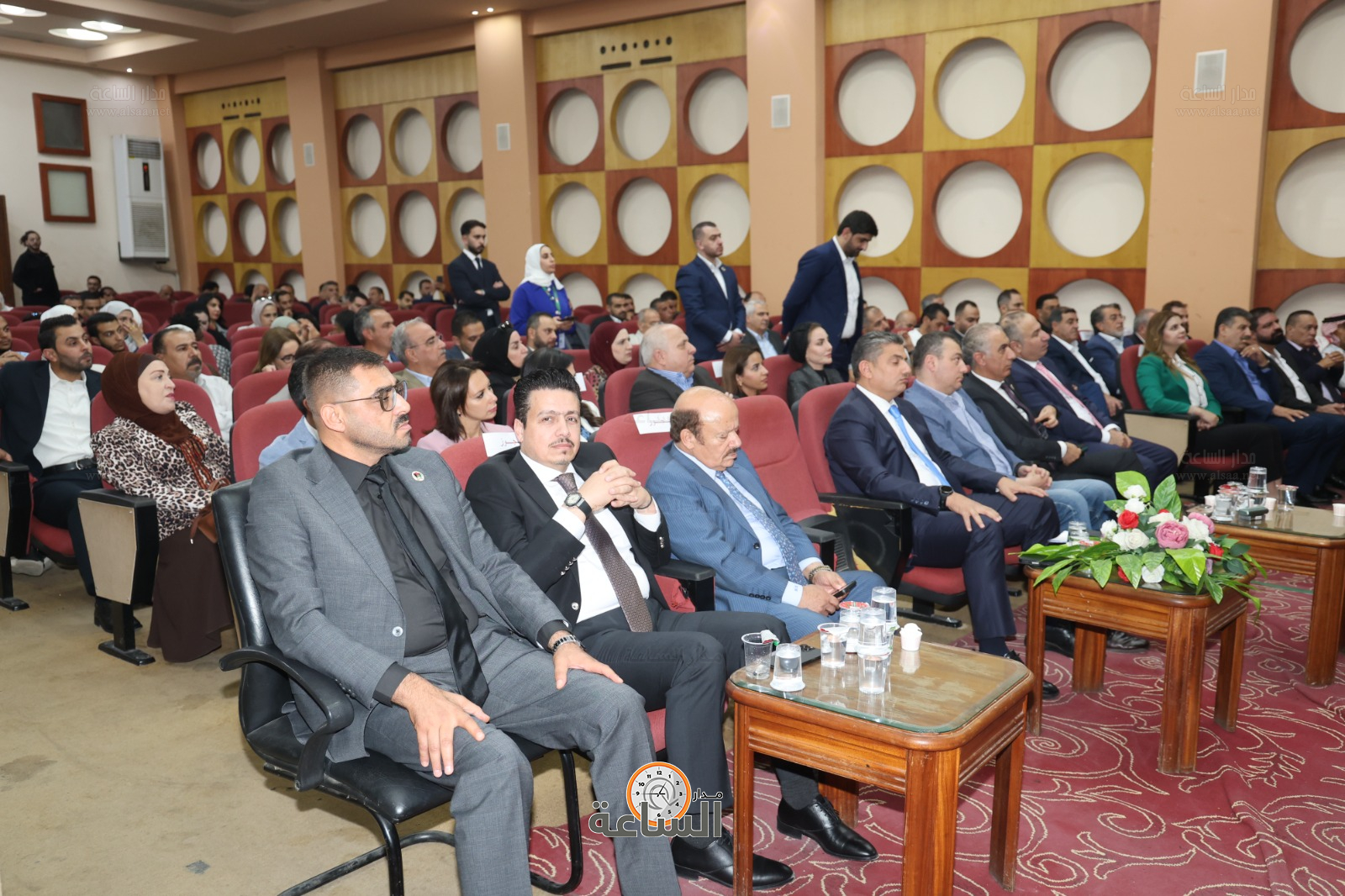 Madar Al-Saa Images 0.8541351536819017