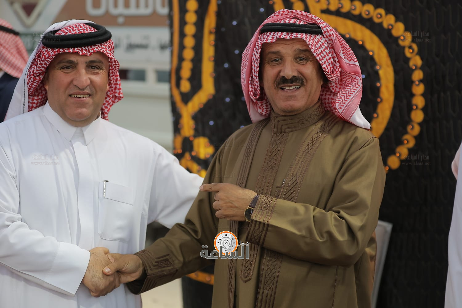 Madar Al-Saa Images 0.05699360644743123