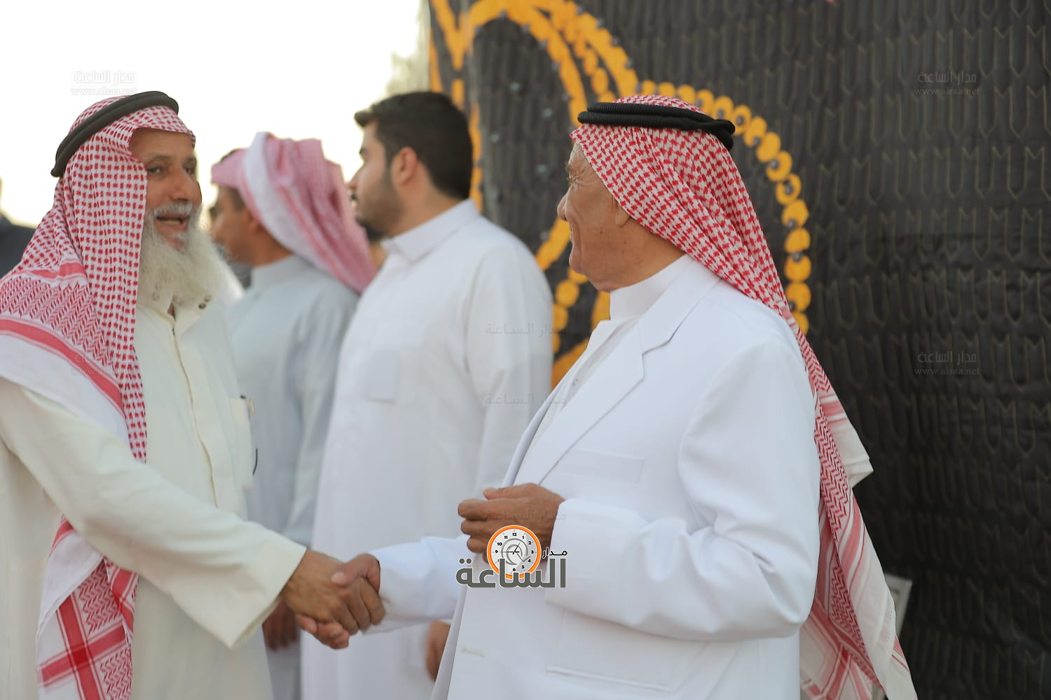 Madar Al-Saa Images 0.18267073925335897