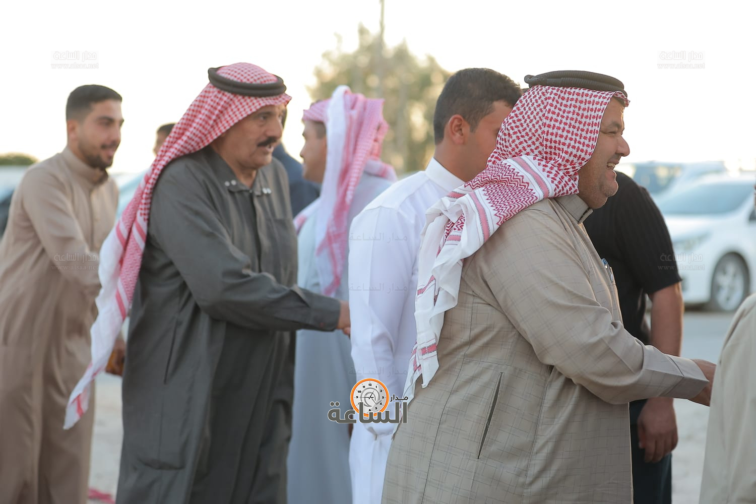 Madar Al-Saa Images 0.417147776854663