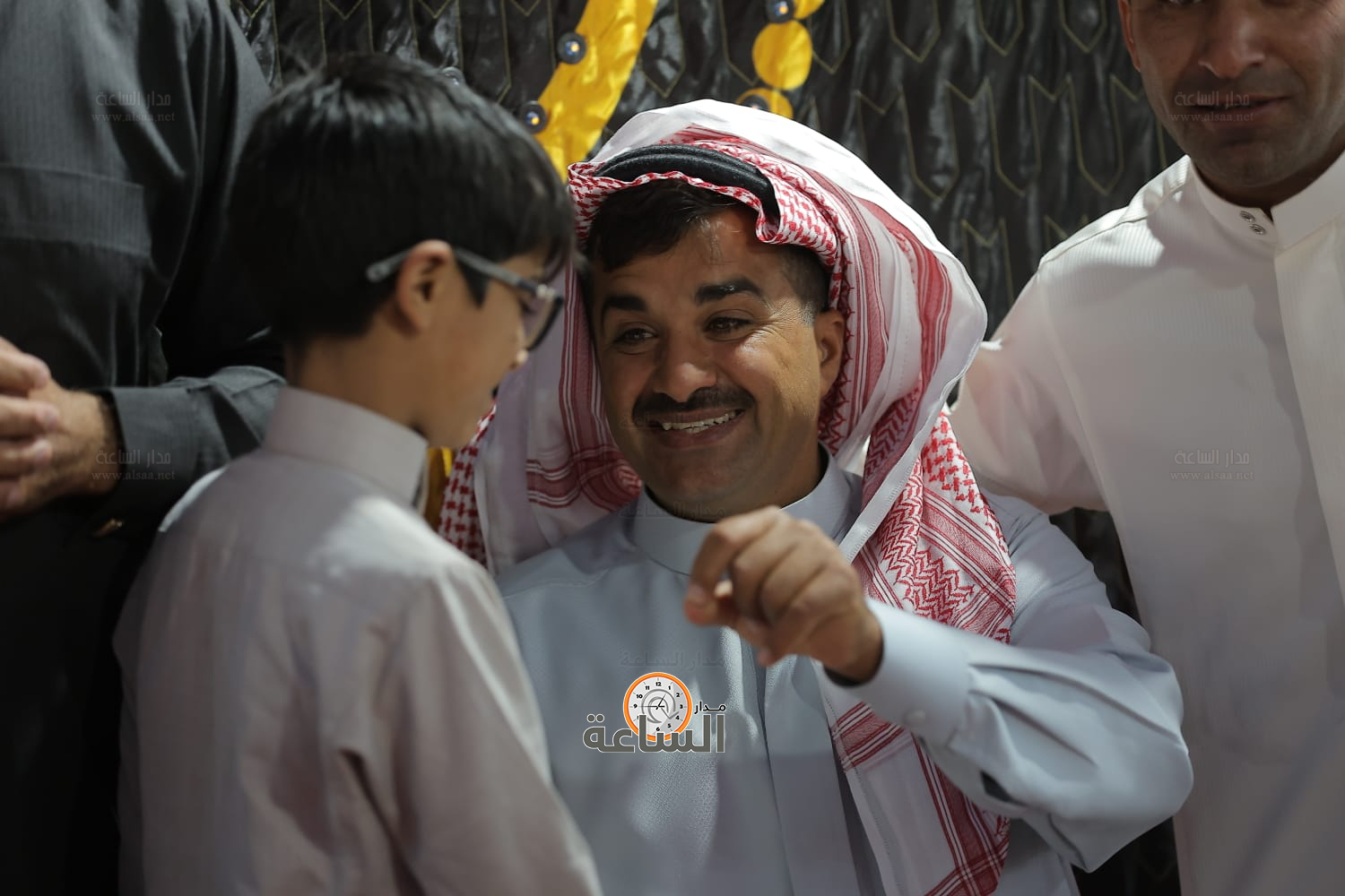 Madar Al-Saa Images 0.4562345887158489