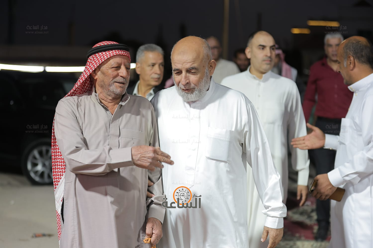 Madar Al-Saa Images 0.5371128606304287