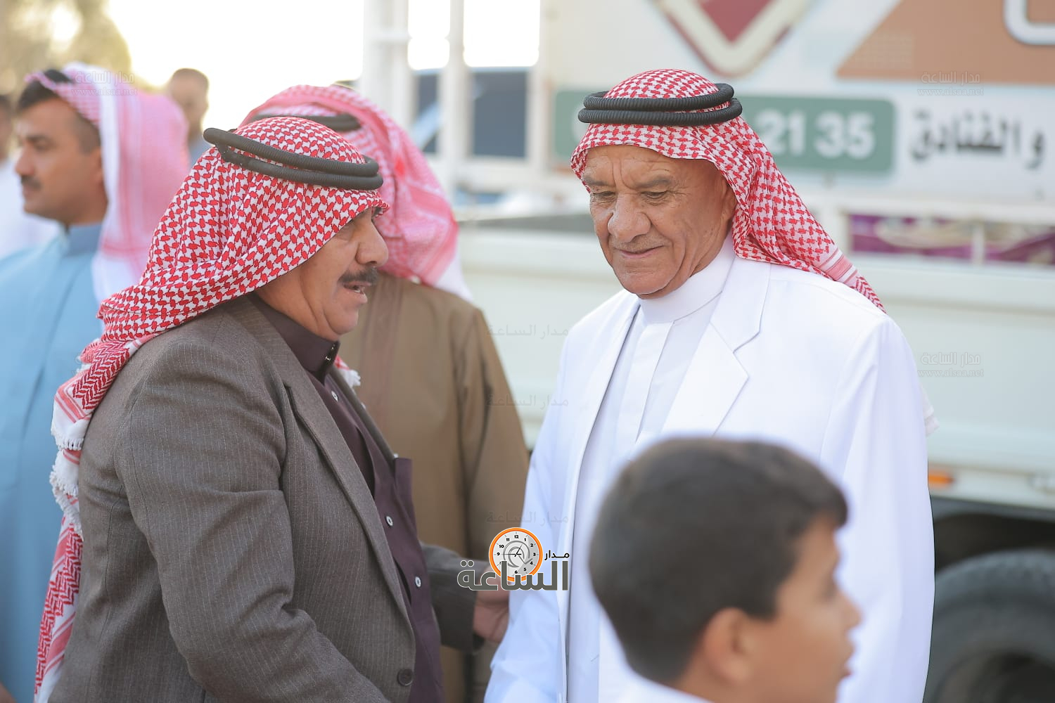 Madar Al-Saa Images 0.07500087735363536