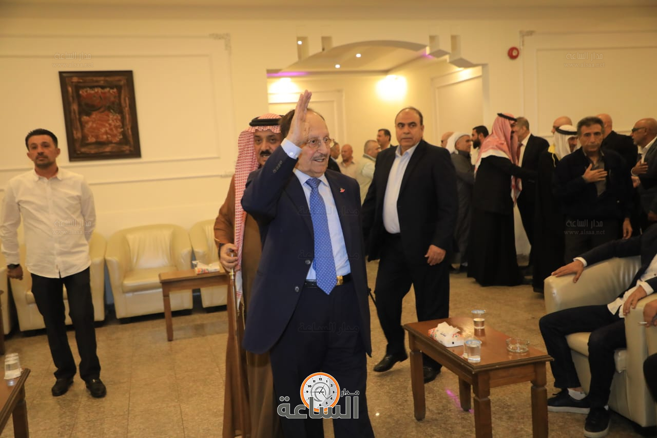 Madar Al-Saa Images 0.9754905140125669