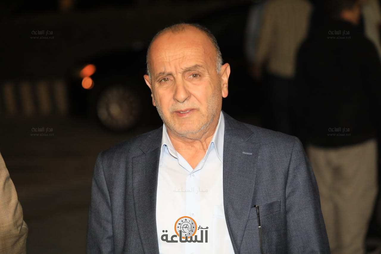 Madar Al-Saa Images 0.8789283476855507