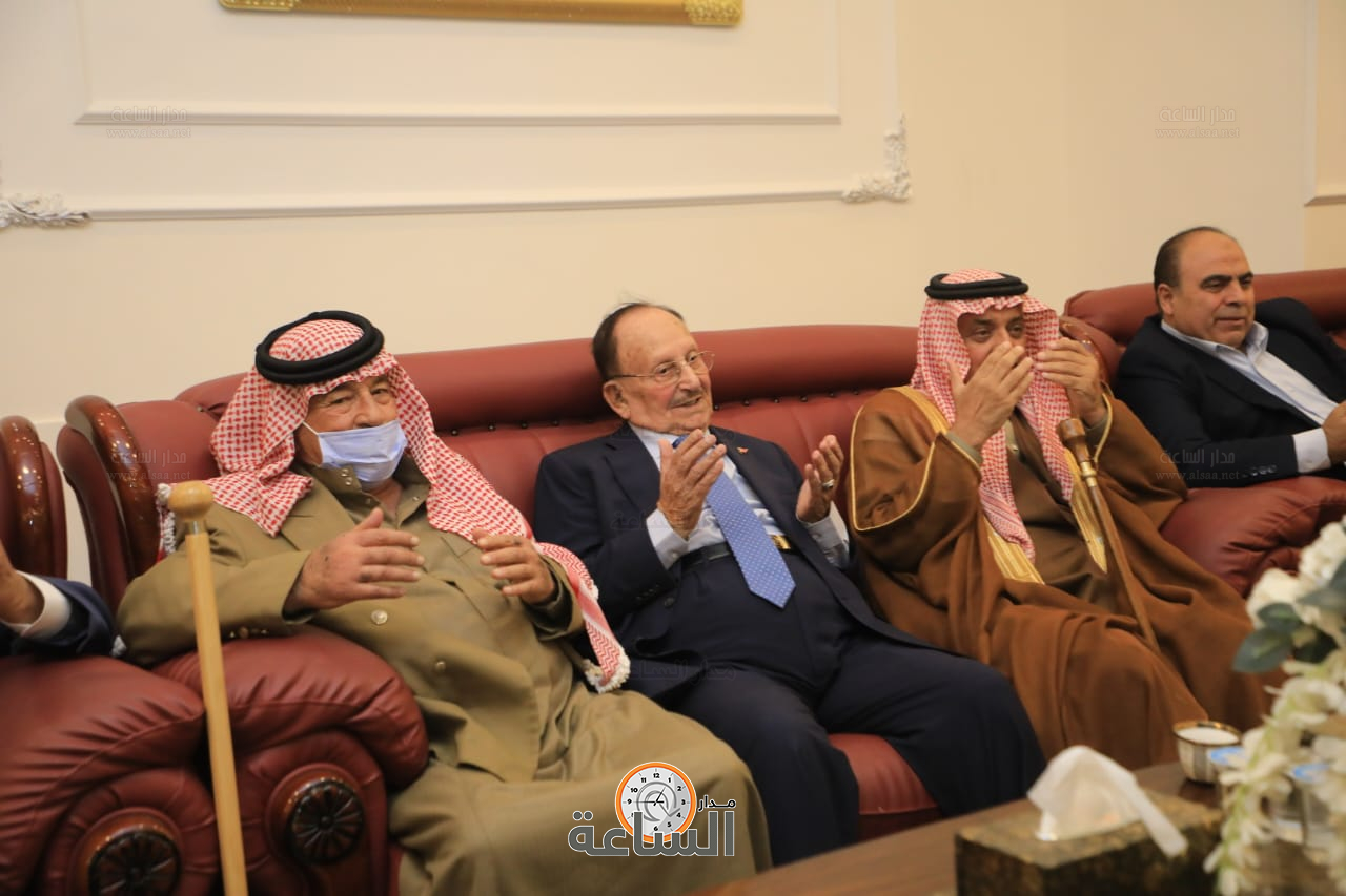 Madar Al-Saa Images 0.1674763765956061