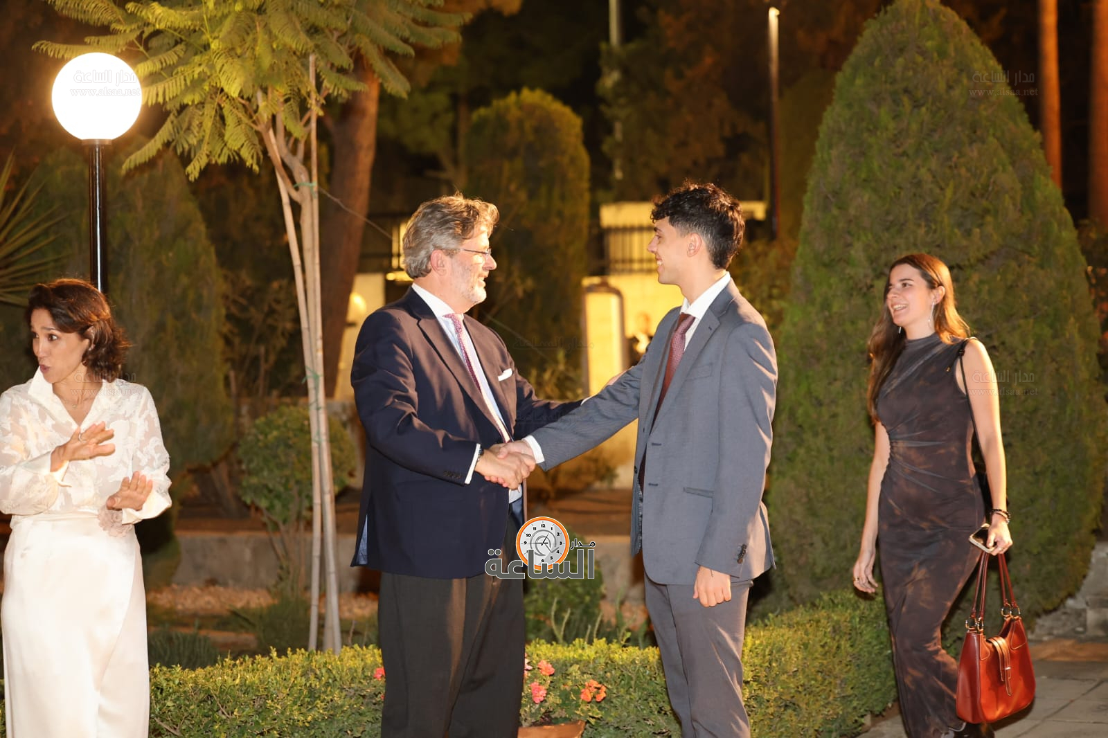 Madar Al-Saa Images 0.4578963330003465