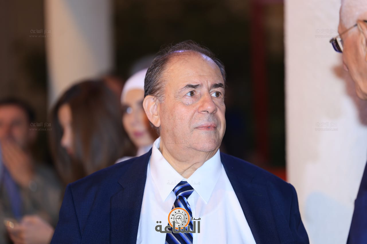 Madar Al-Saa Images 0.7849966096306831