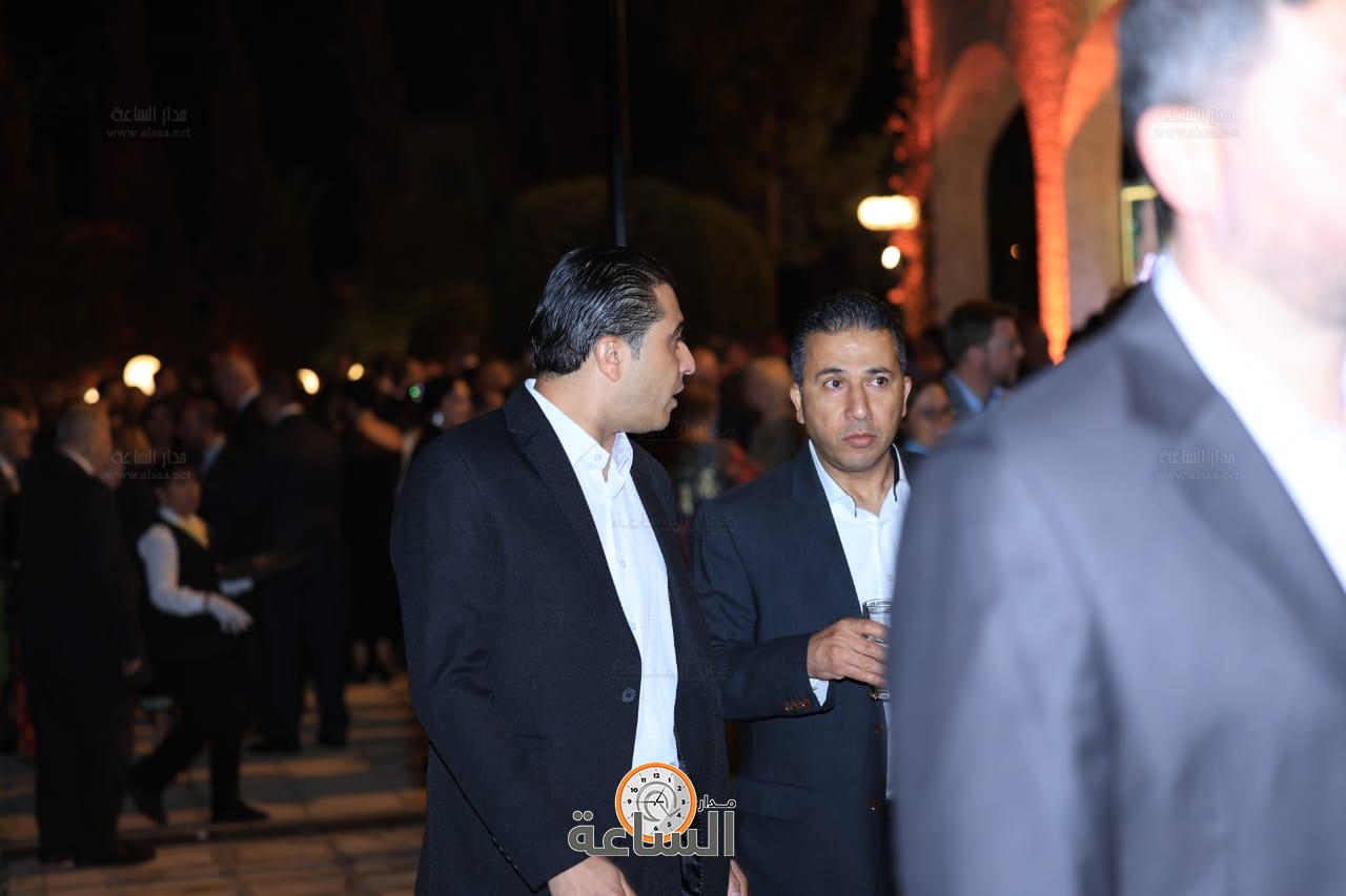 Madar Al-Saa Images 0.11783664787550385