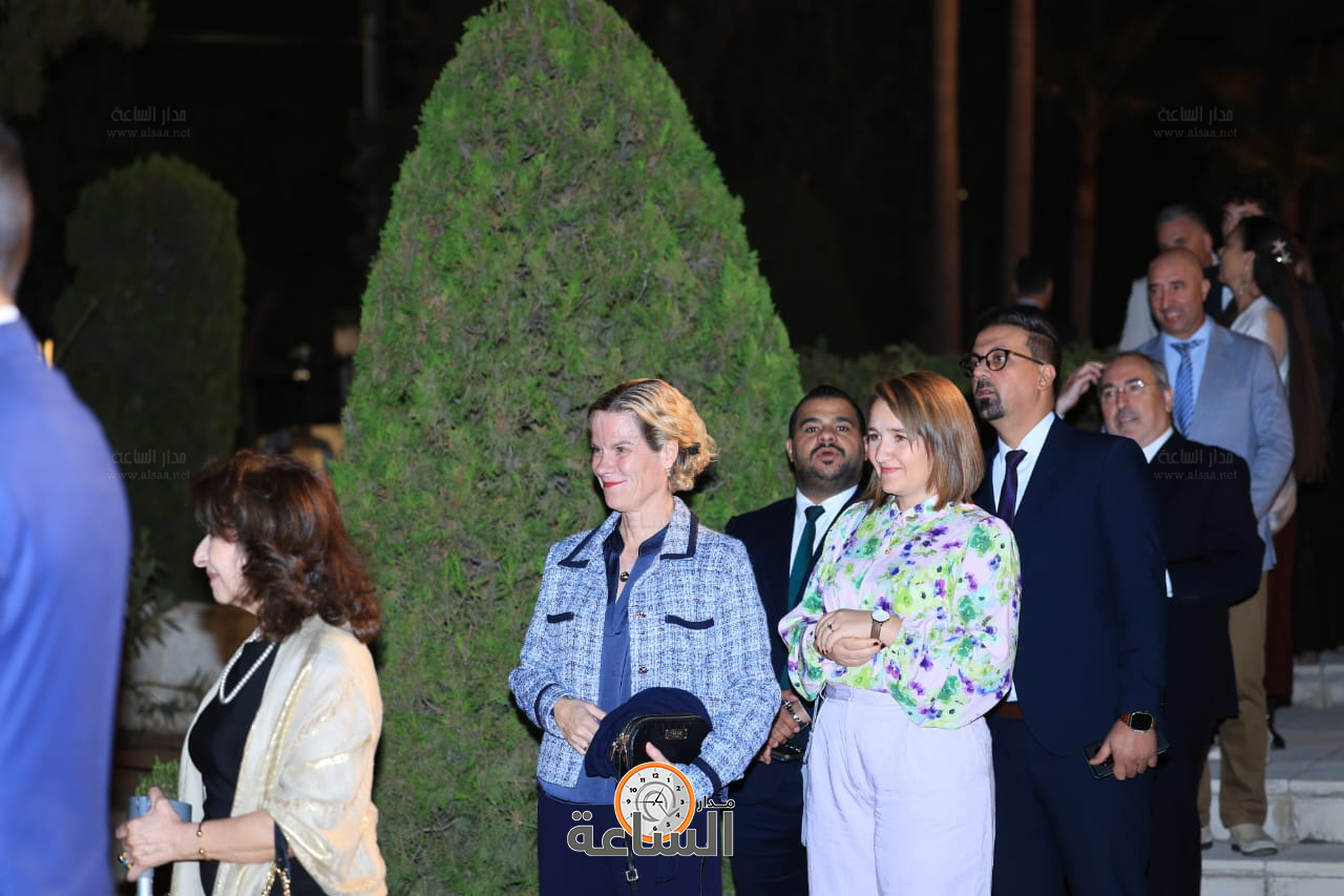 Madar Al-Saa Images 0.9489486234871995