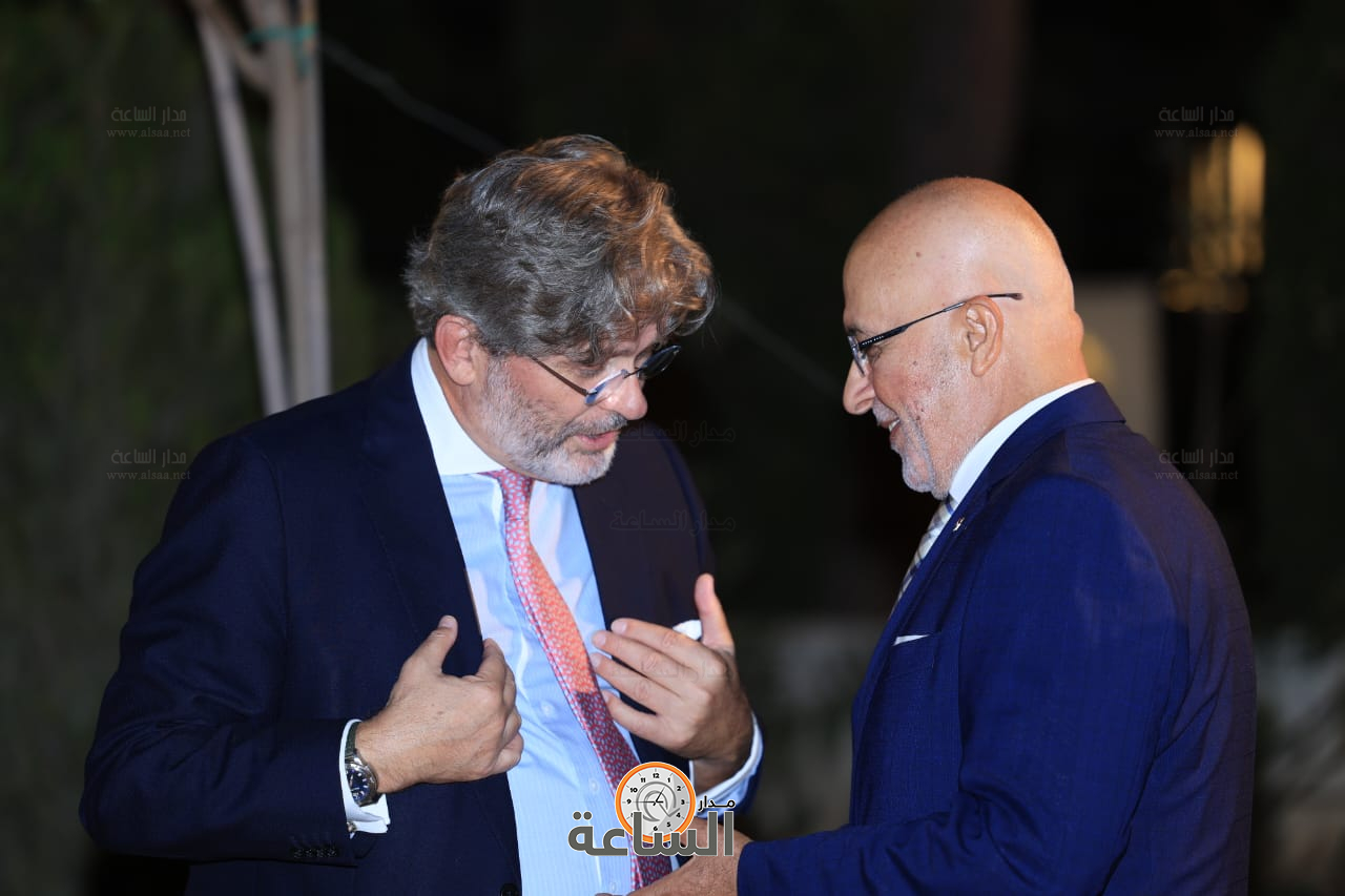 Madar Al-Saa Images 0.5686060257560979