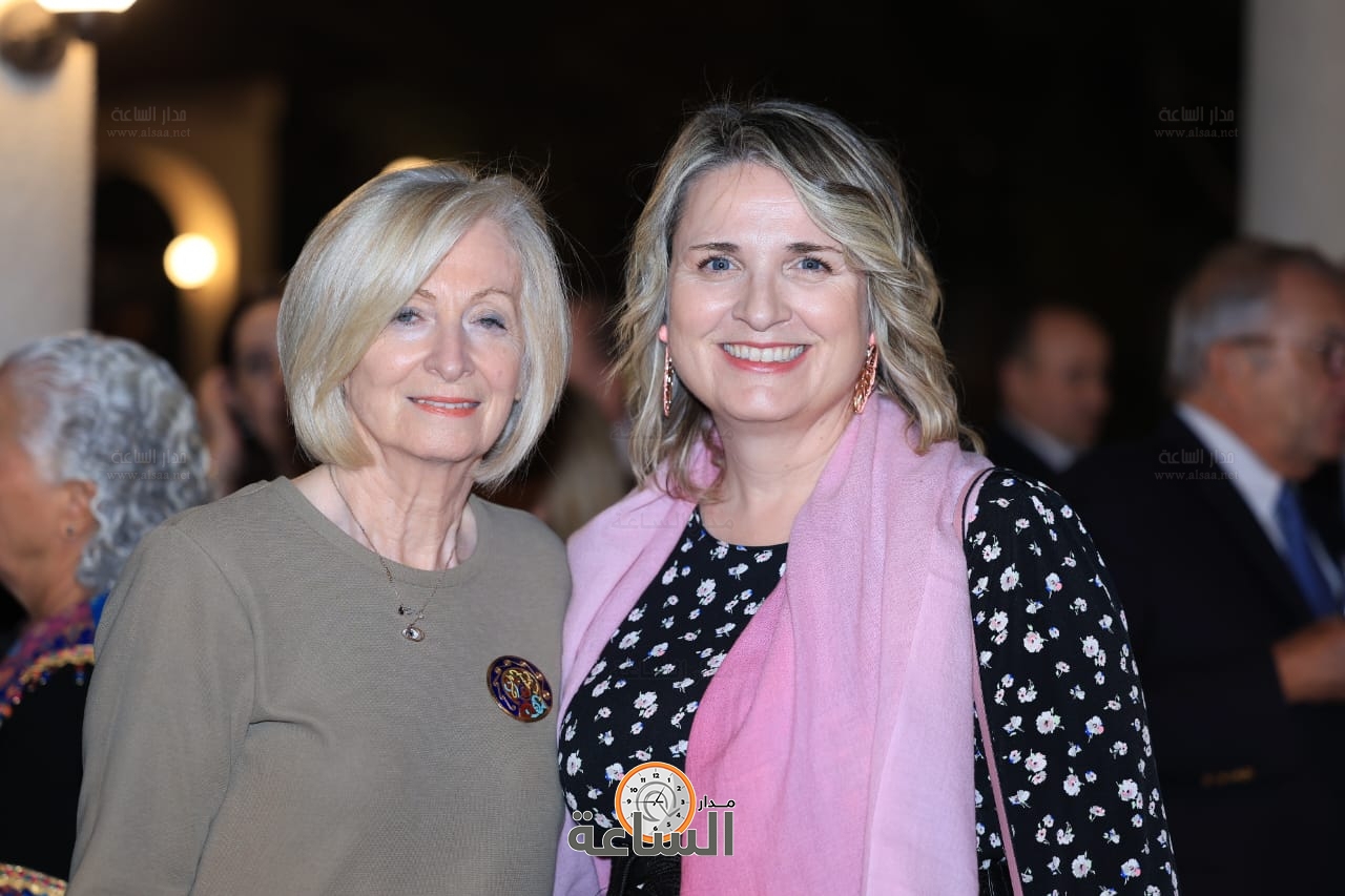 Madar Al-Saa Images 0.2128604615878006