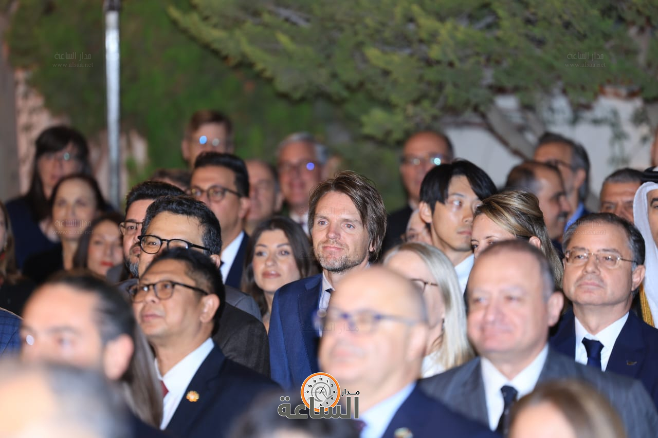 Madar Al-Saa Images 0.042715013517512834