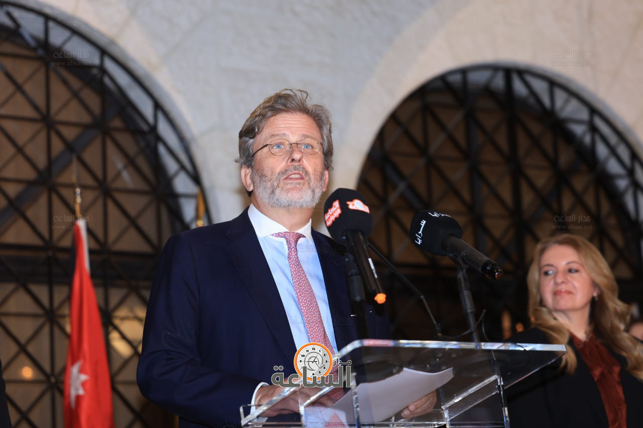 Madar Al-Saa Images 0.3152880780626429