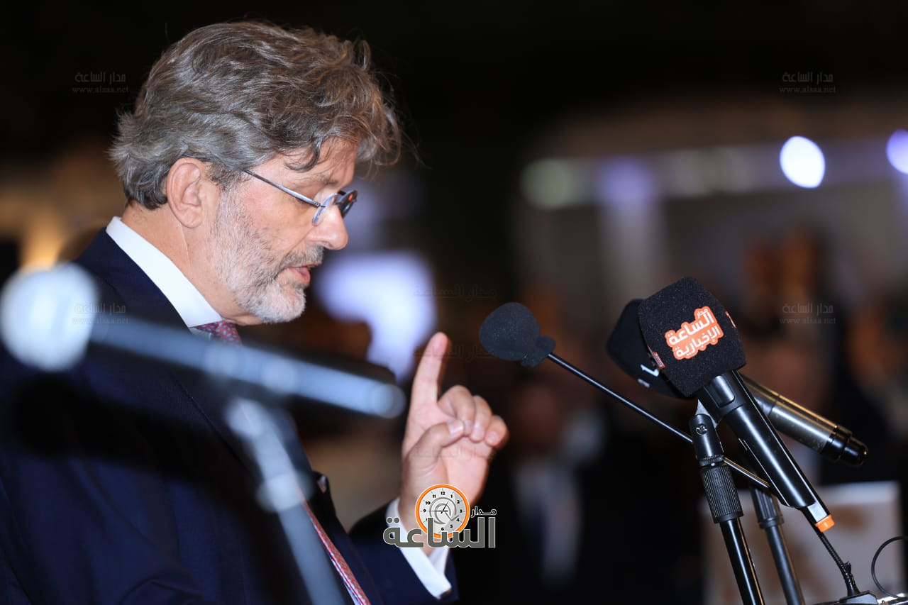 Madar Al-Saa Images 0.366586414693975