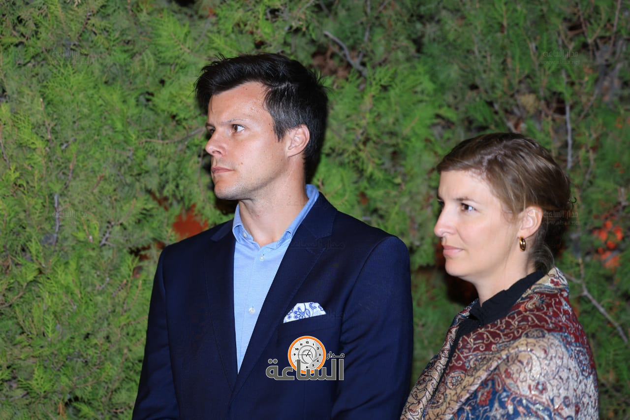 Madar Al-Saa Images 0.9947028976978155