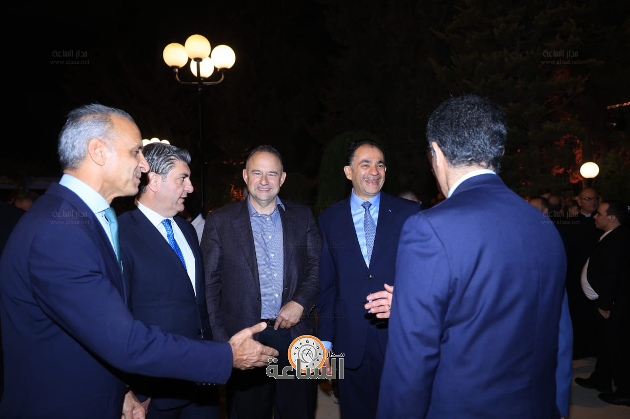 Madar Al-Saa Images 0.07418707702793603