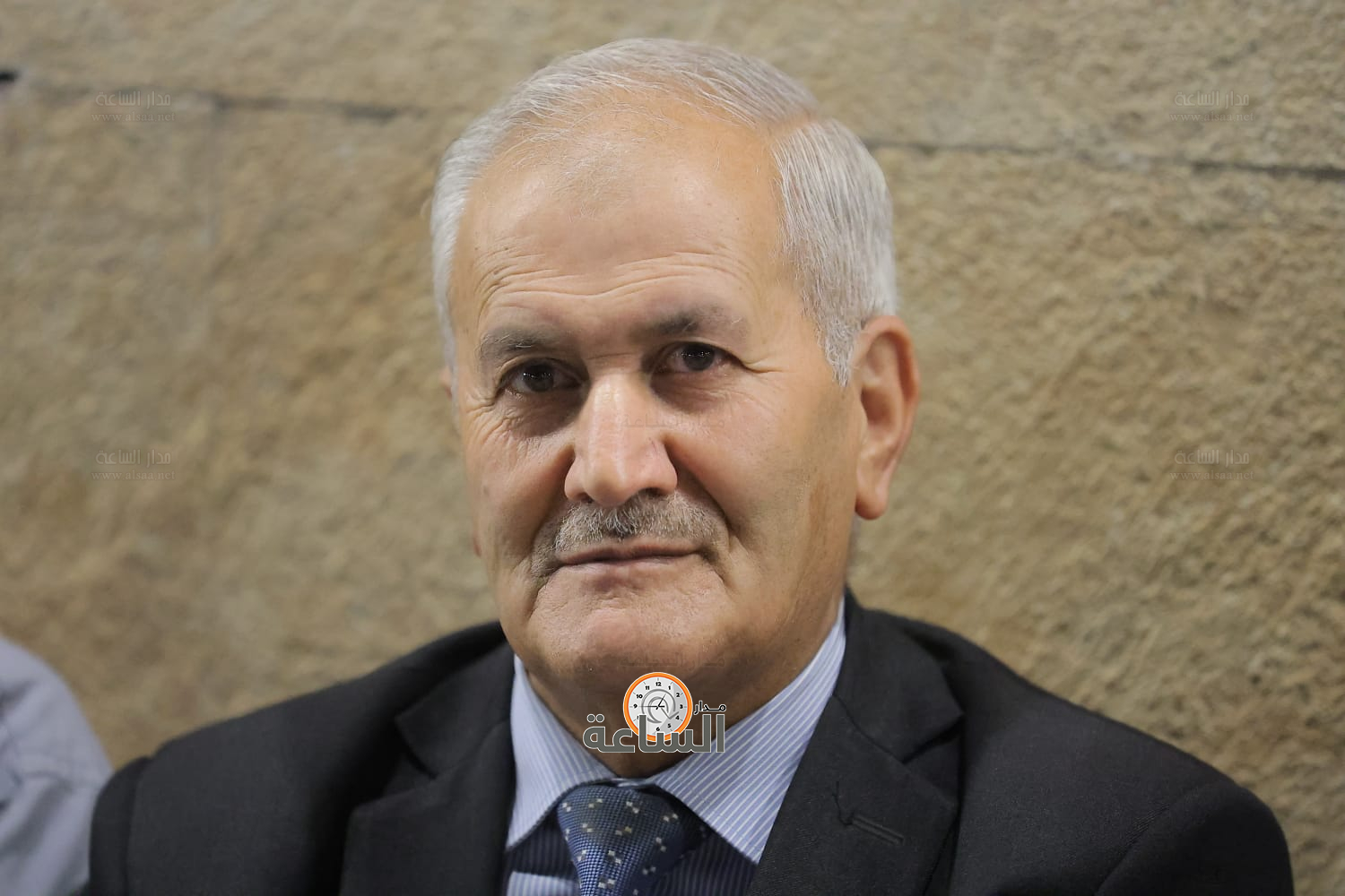 Madar Al-Saa Images 0.9644549678082349