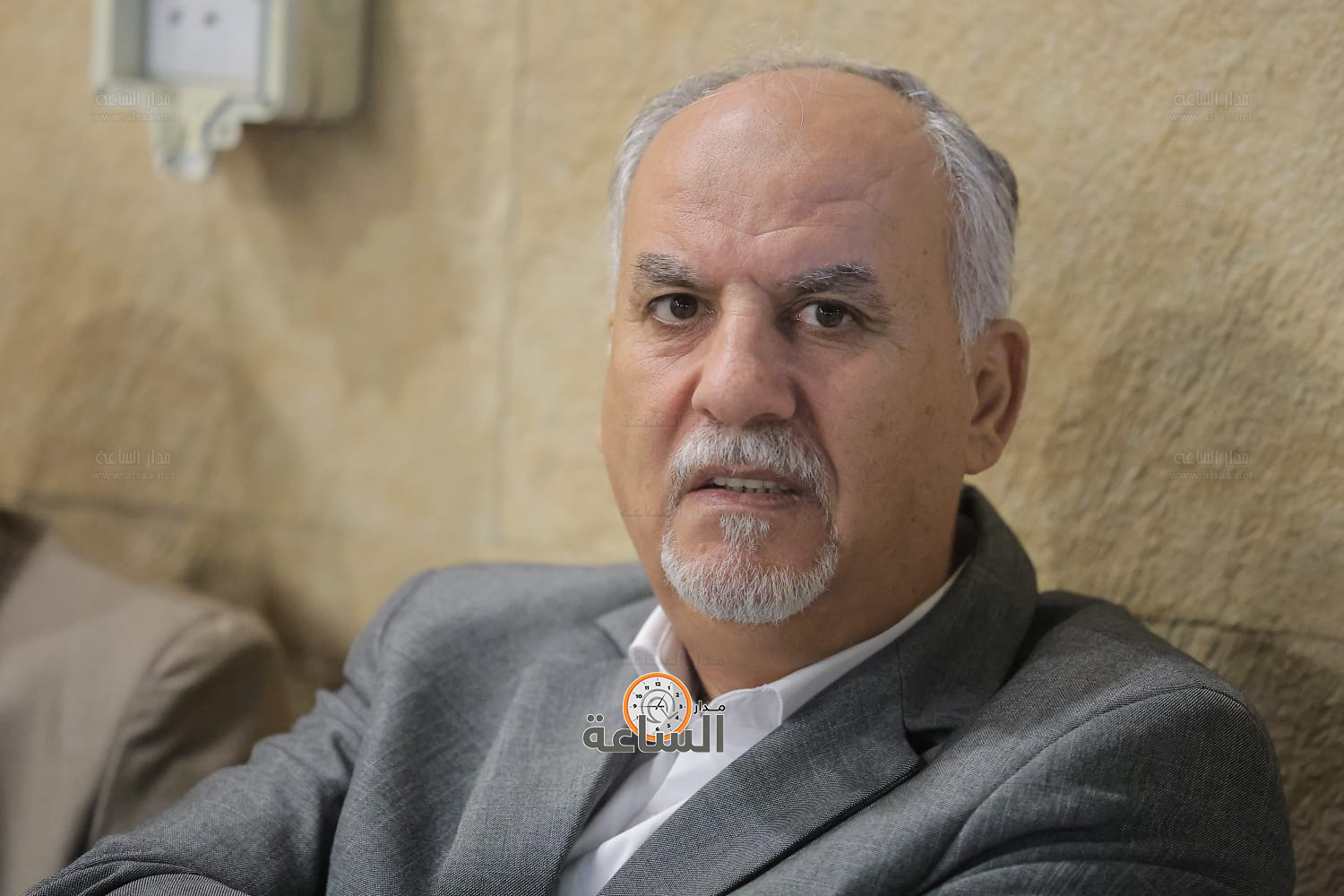 Madar Al-Saa Images 0.21847802921014203