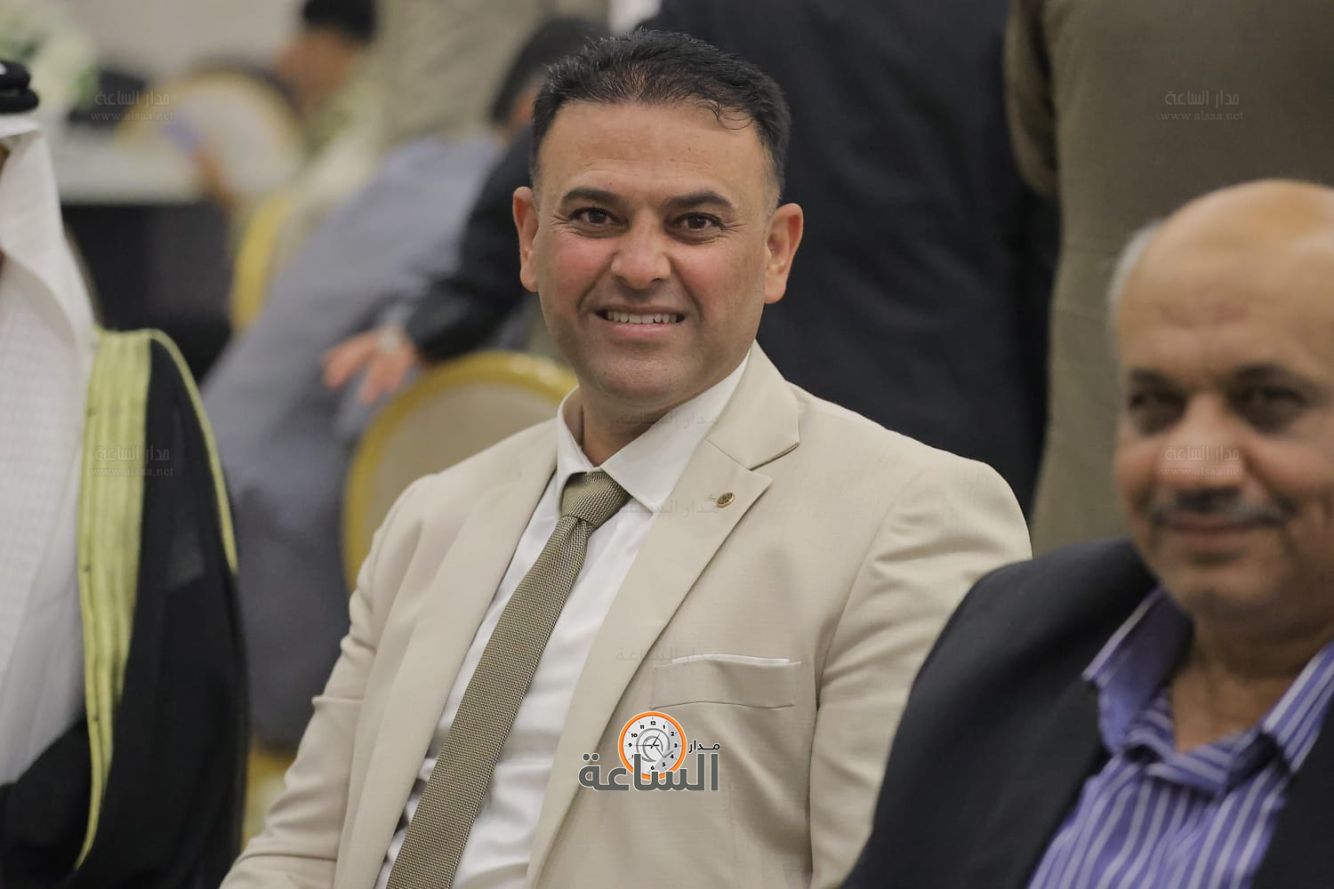 Madar Al-Saa Images 0.4696902482211628