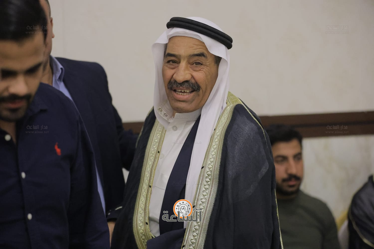 Madar Al-Saa Images 0.4071869617436228